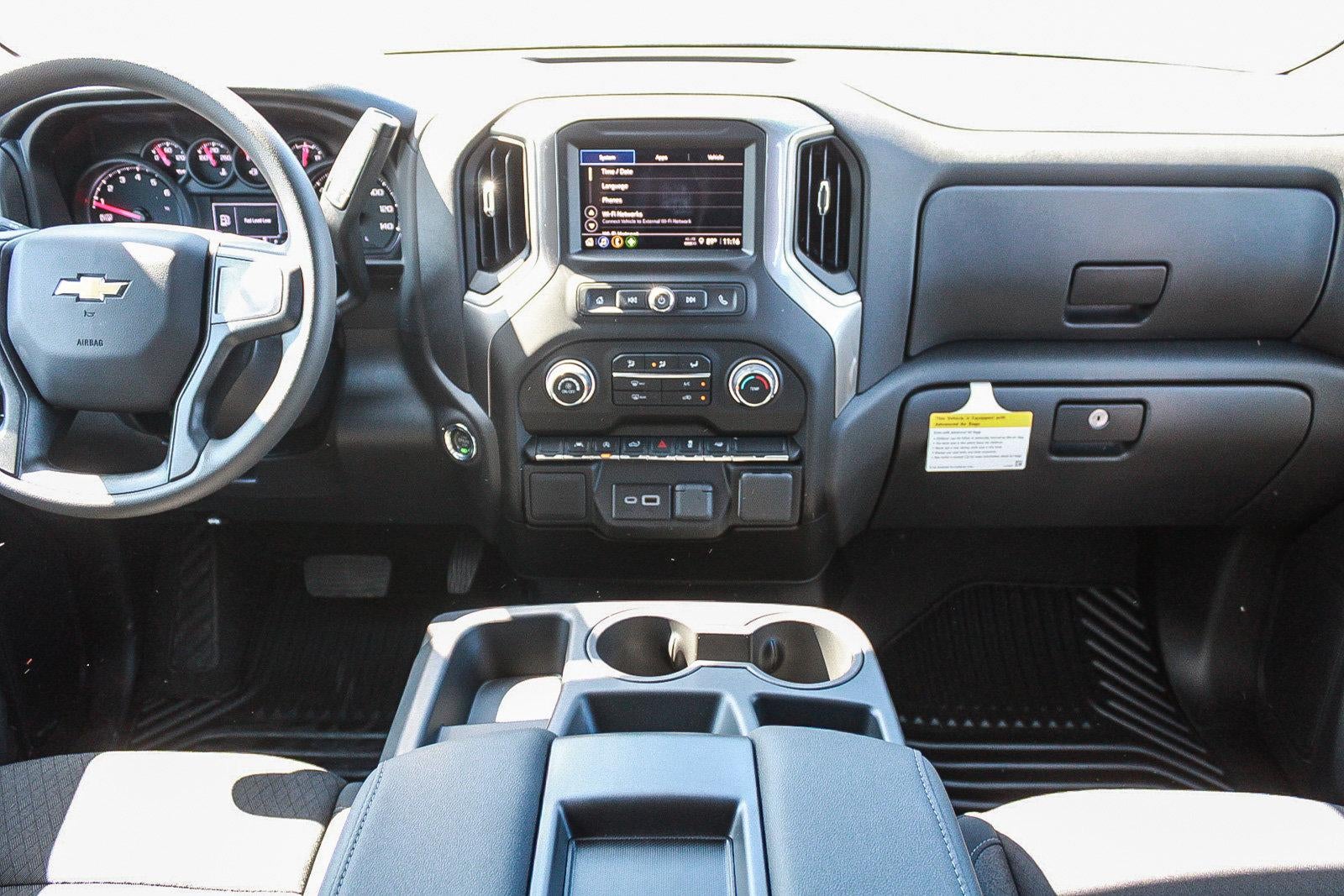 2026 Chevrolet Silverado 1500 Crew Cab Short Box 2-Wheel Drive Custom