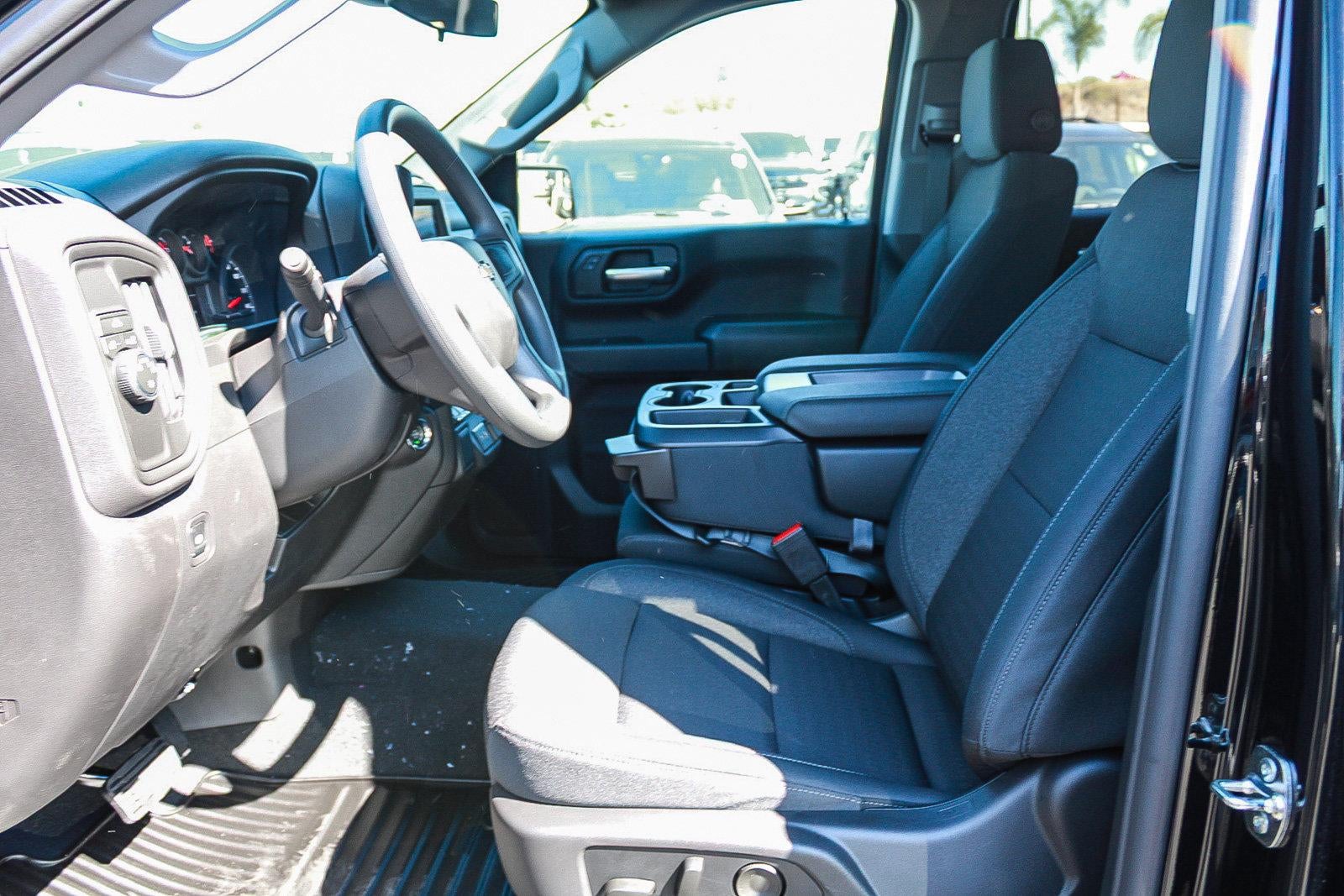 2026 Chevrolet Silverado 1500 Crew Cab Short Box 2-Wheel Drive Custom