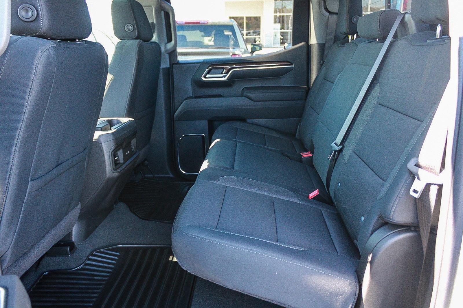 2026 Chevrolet Silverado 1500 Crew Cab Short Box 2-Wheel Drive LT