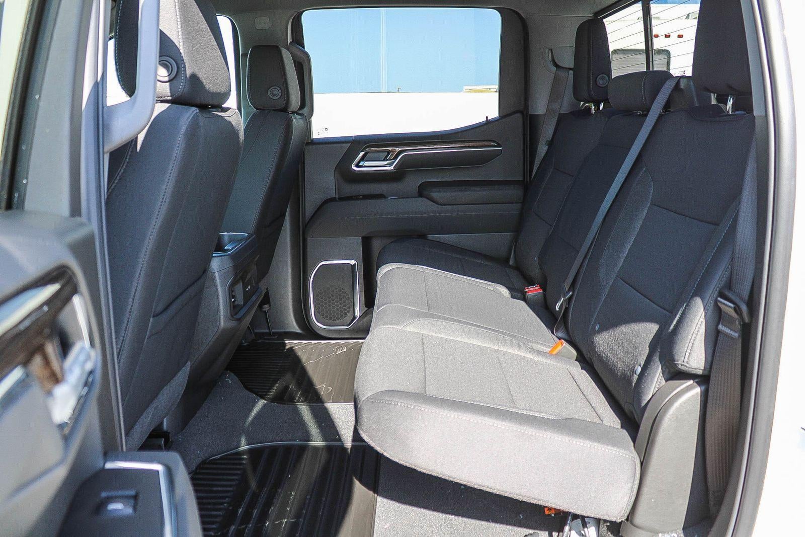 2026 Chevrolet Silverado 1500 Crew Cab Short Box 2-Wheel Drive LT