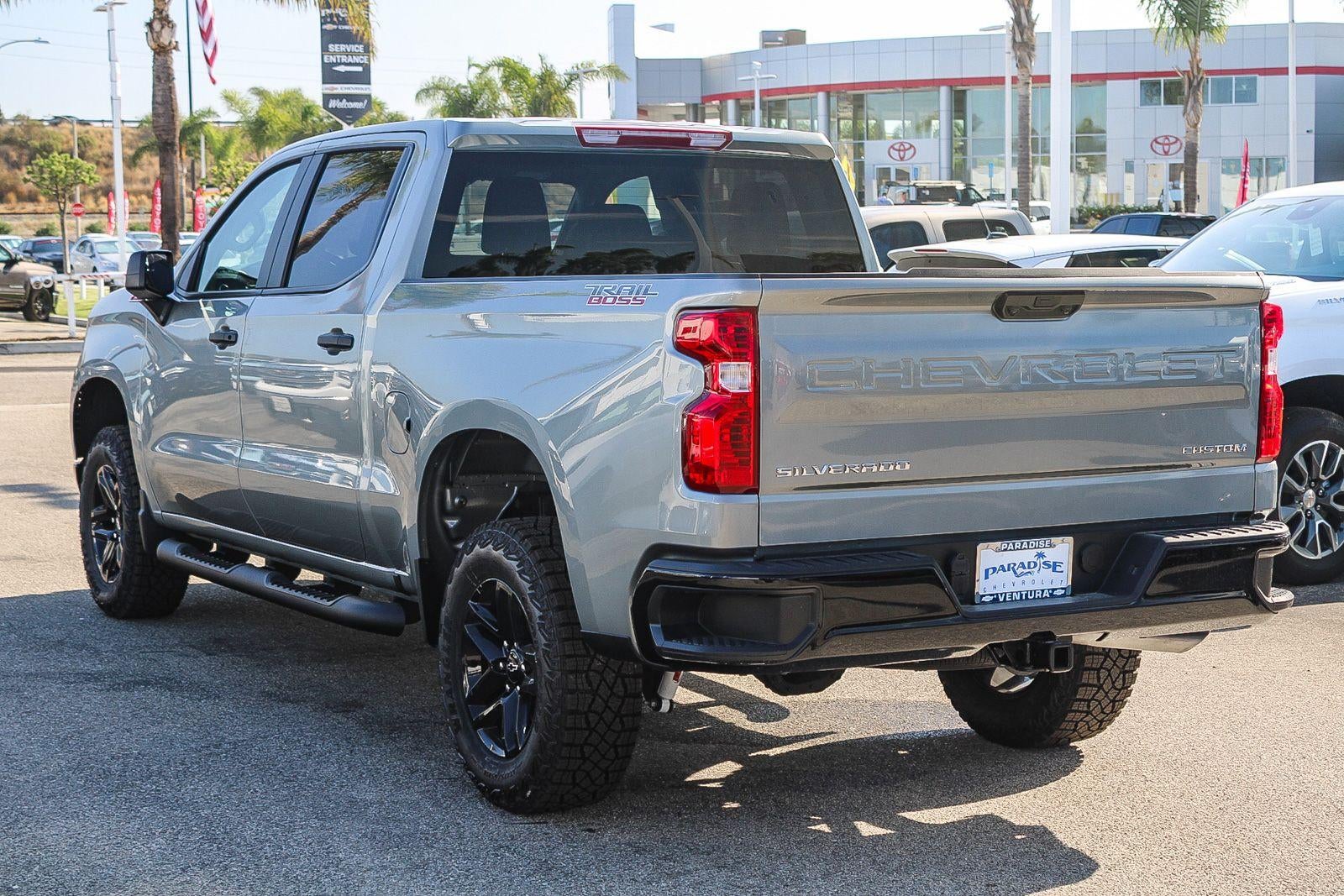 2026 Chevrolet Silverado 1500 Crew Cab Short Box 4-Wheel Drive Custom Trail Boss