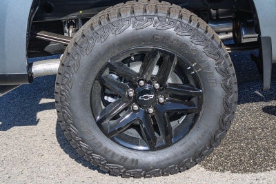 2026 Chevrolet Silverado 1500 Crew Cab Short Box 4-Wheel Drive Custom Trail Boss
