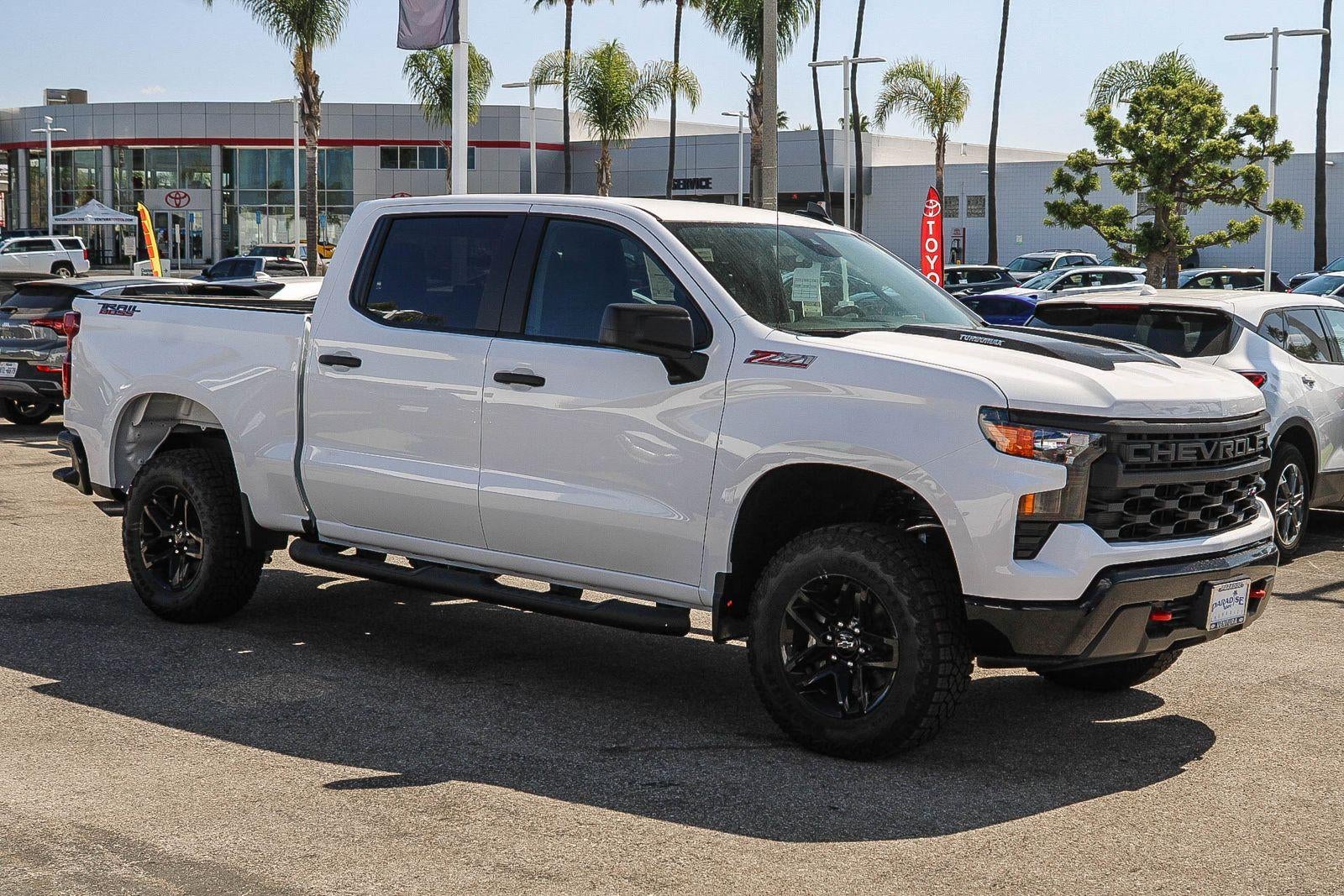 2026 Chevrolet Silverado 1500 Crew Cab Short Box 4-Wheel Drive Custom Trail Boss