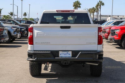 2026 Chevrolet Silverado 1500 Crew Cab Short Box 4-Wheel Drive Custom Trail Boss