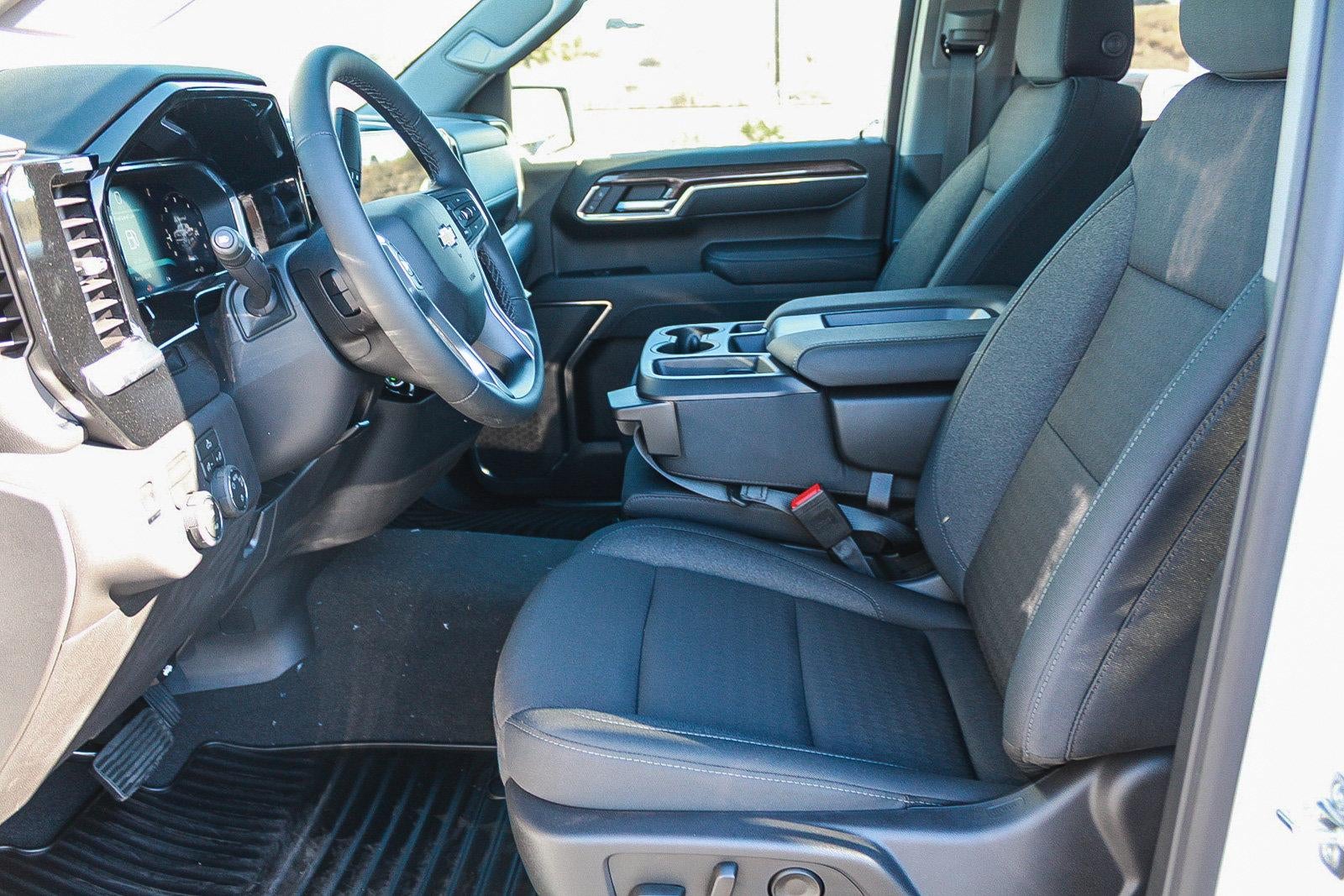 2026 Chevrolet Silverado 1500 LT - Photo 17
