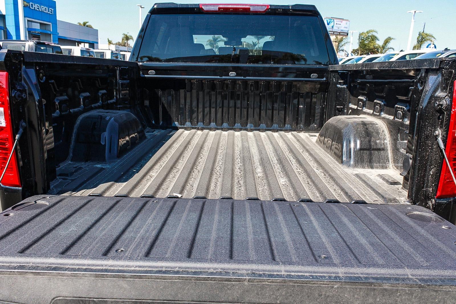 2026 Chevrolet Silverado 1500 Crew Cab Short Box 4-Wheel Drive LT 2FL