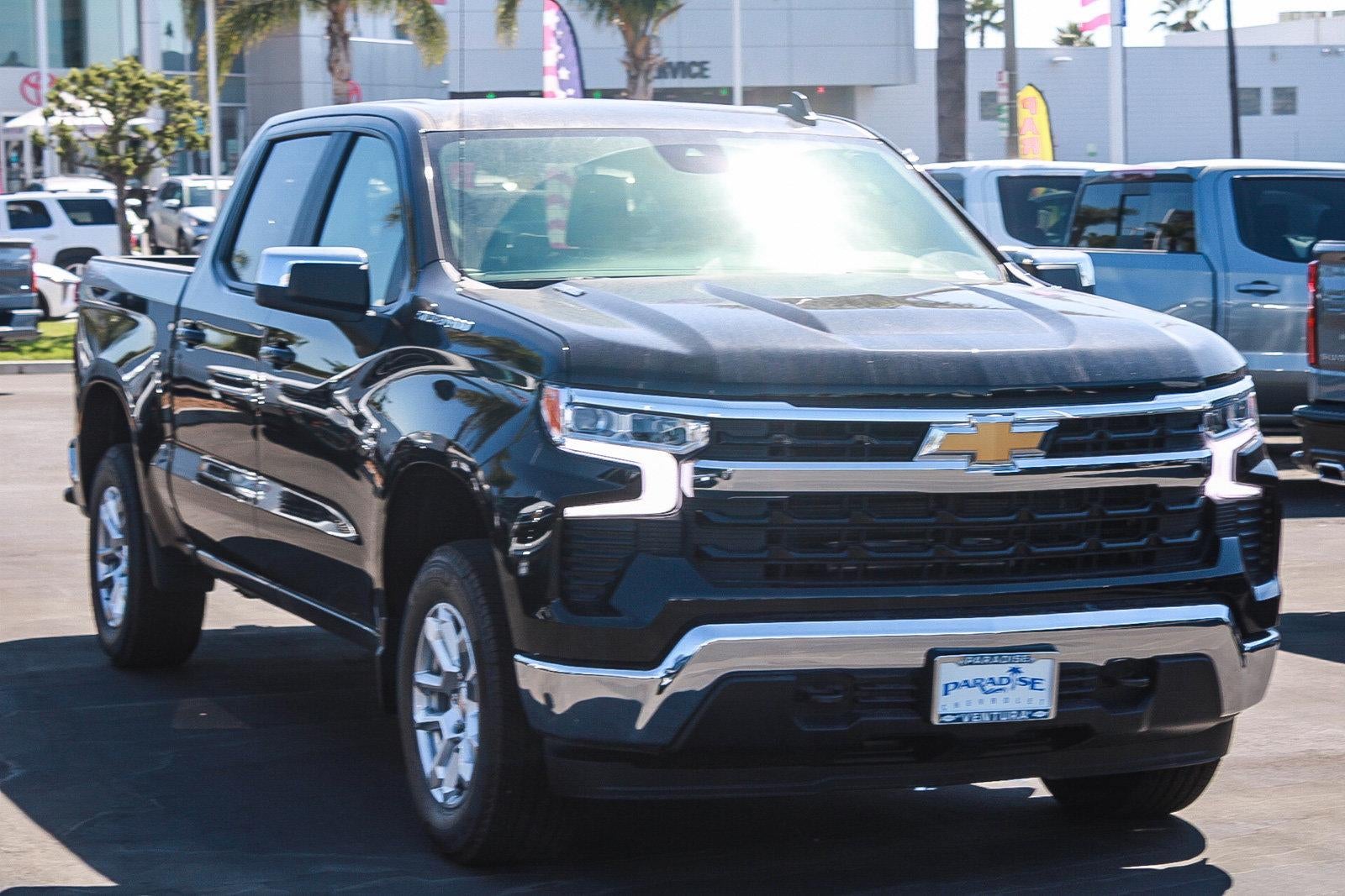 2026 Chevrolet Silverado 1500 Crew Cab Short Box 4-Wheel Drive LT 2FL