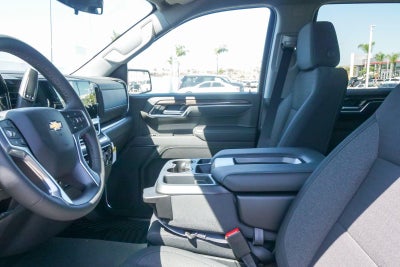 2026 Chevrolet Silverado 1500 Crew Cab Short Box 4-Wheel Drive LT 2FL