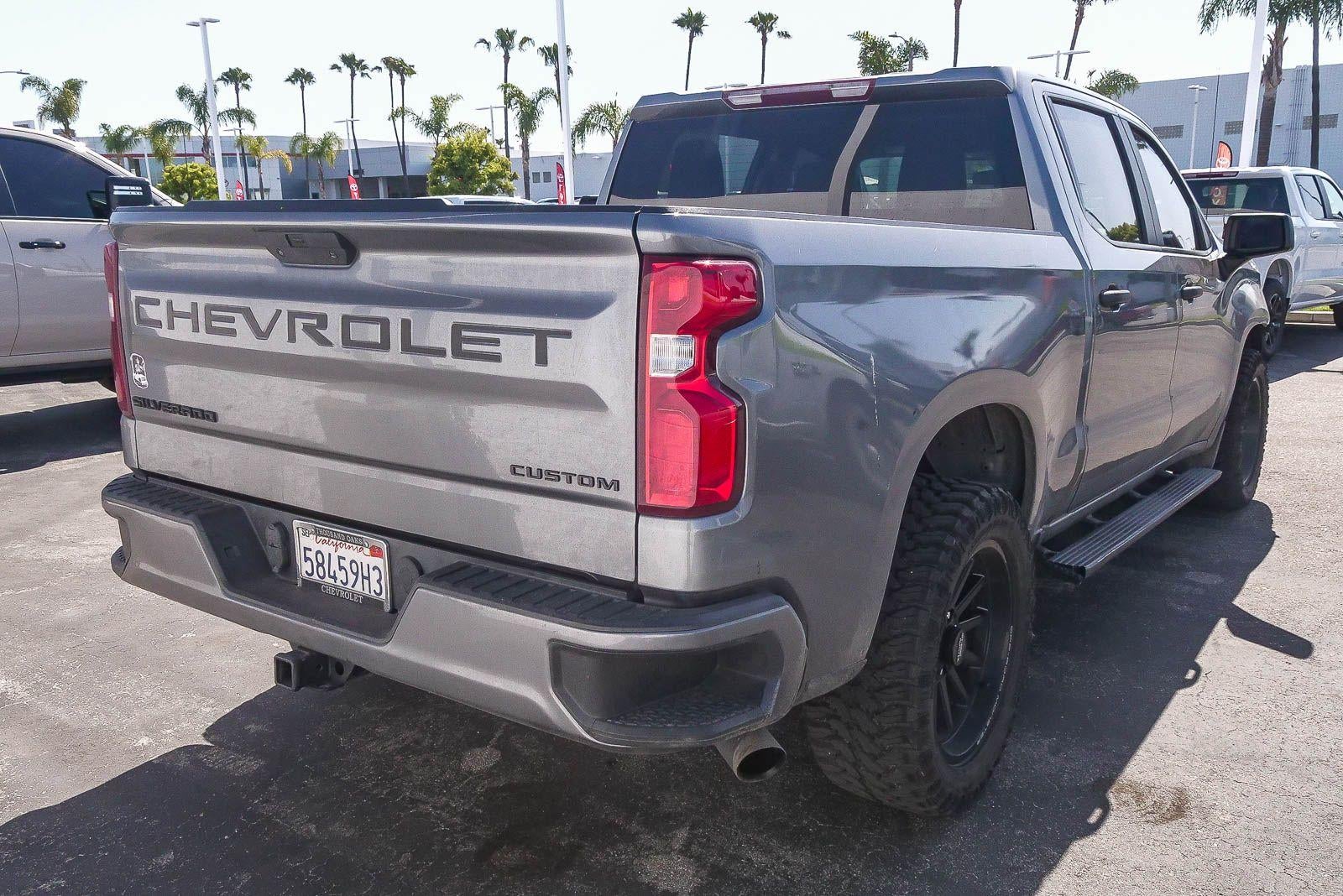 2021 Chevrolet Silverado 1500 Custom