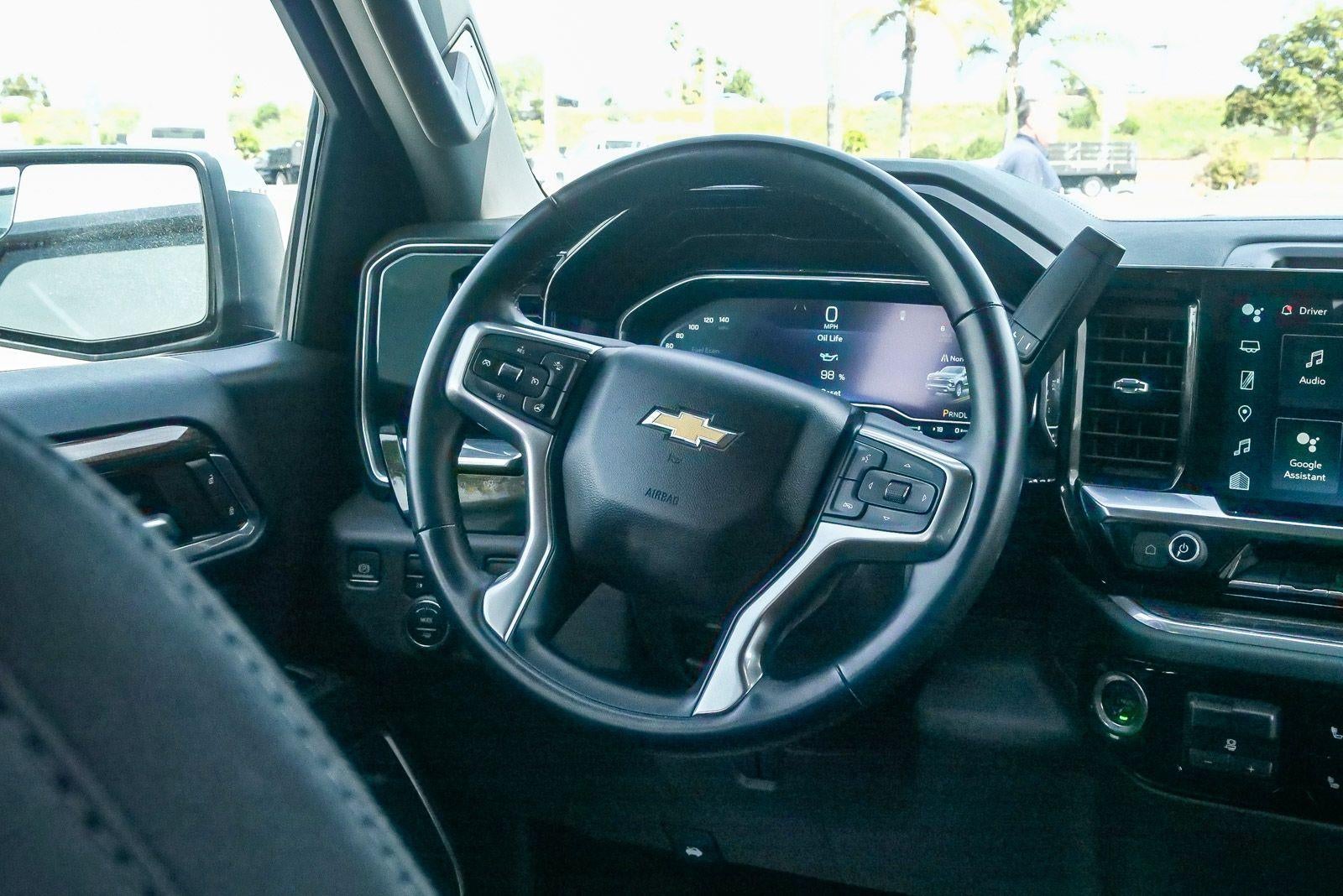 2023 Chevrolet Silverado 1500 LT