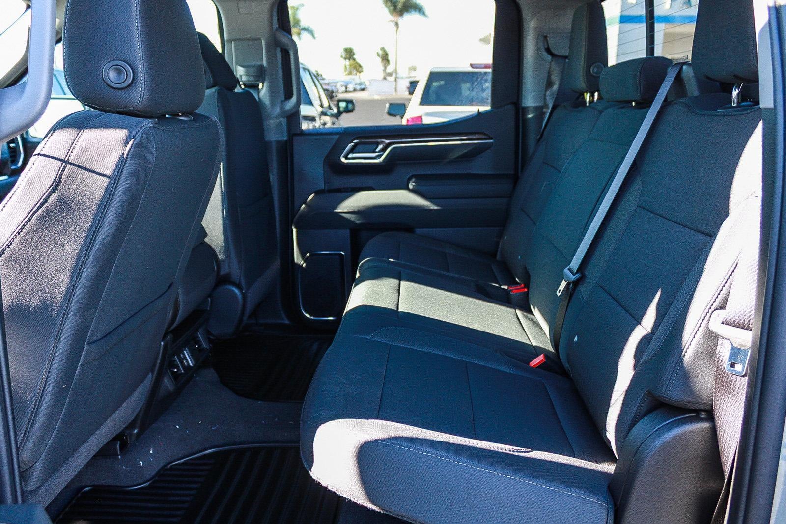 2026 Chevrolet Silverado 1500 Crew Cab Short Box 4-Wheel Drive LT 1LT