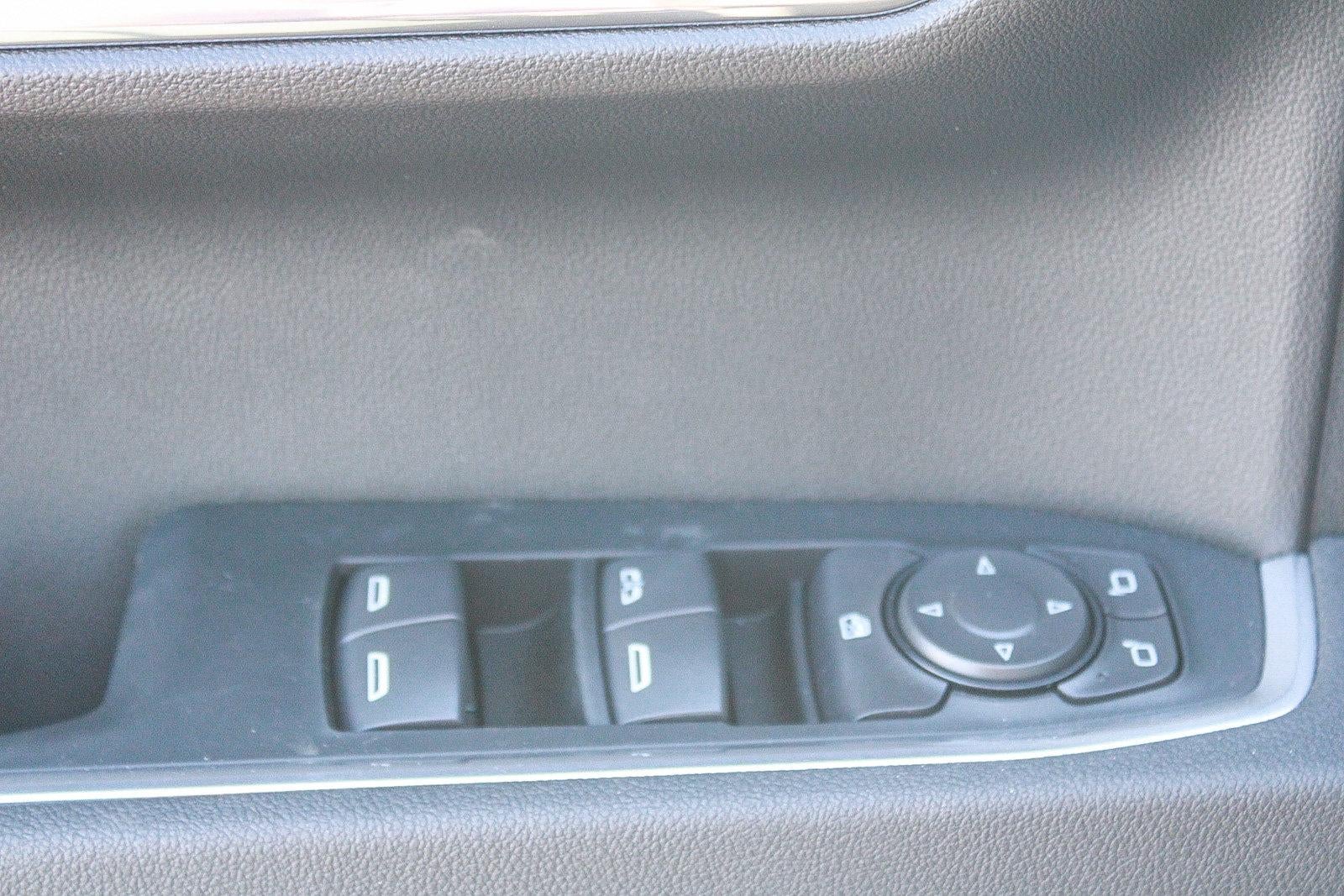 2026 Chevrolet Silverado 1500 Crew Cab Short Box 4-Wheel Drive LT 1LT