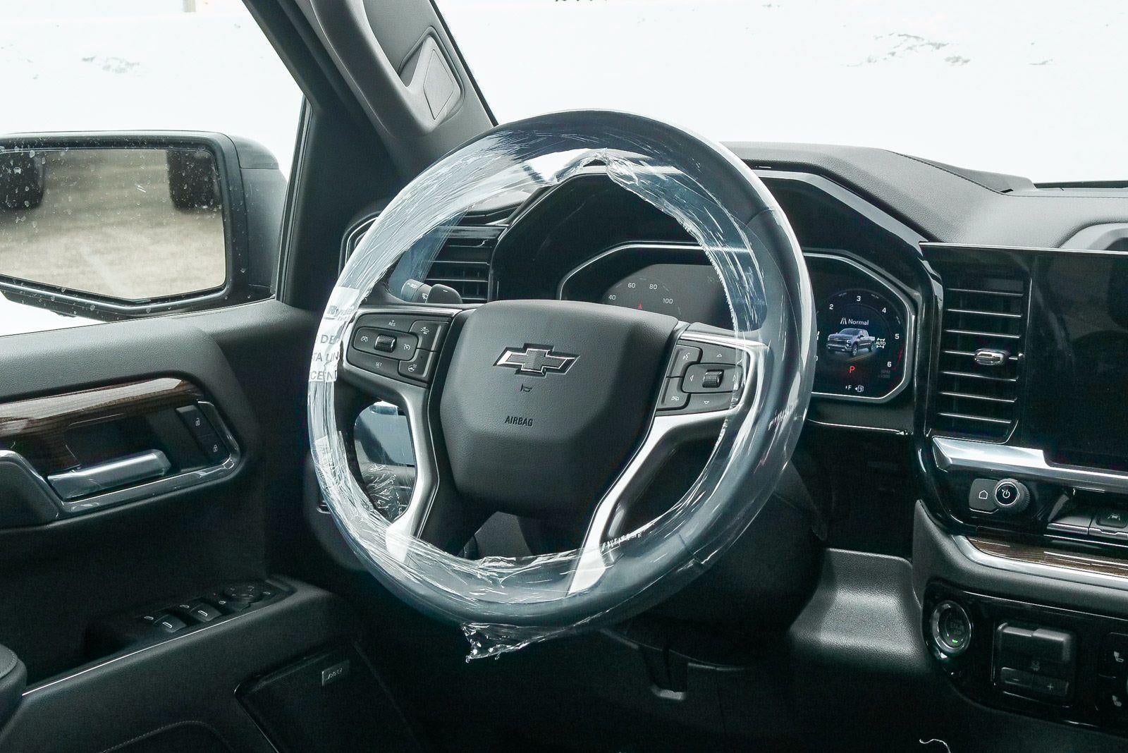 2026 Chevrolet Silverado 1500 Crew Cab Short Box 4-Wheel Drive RST