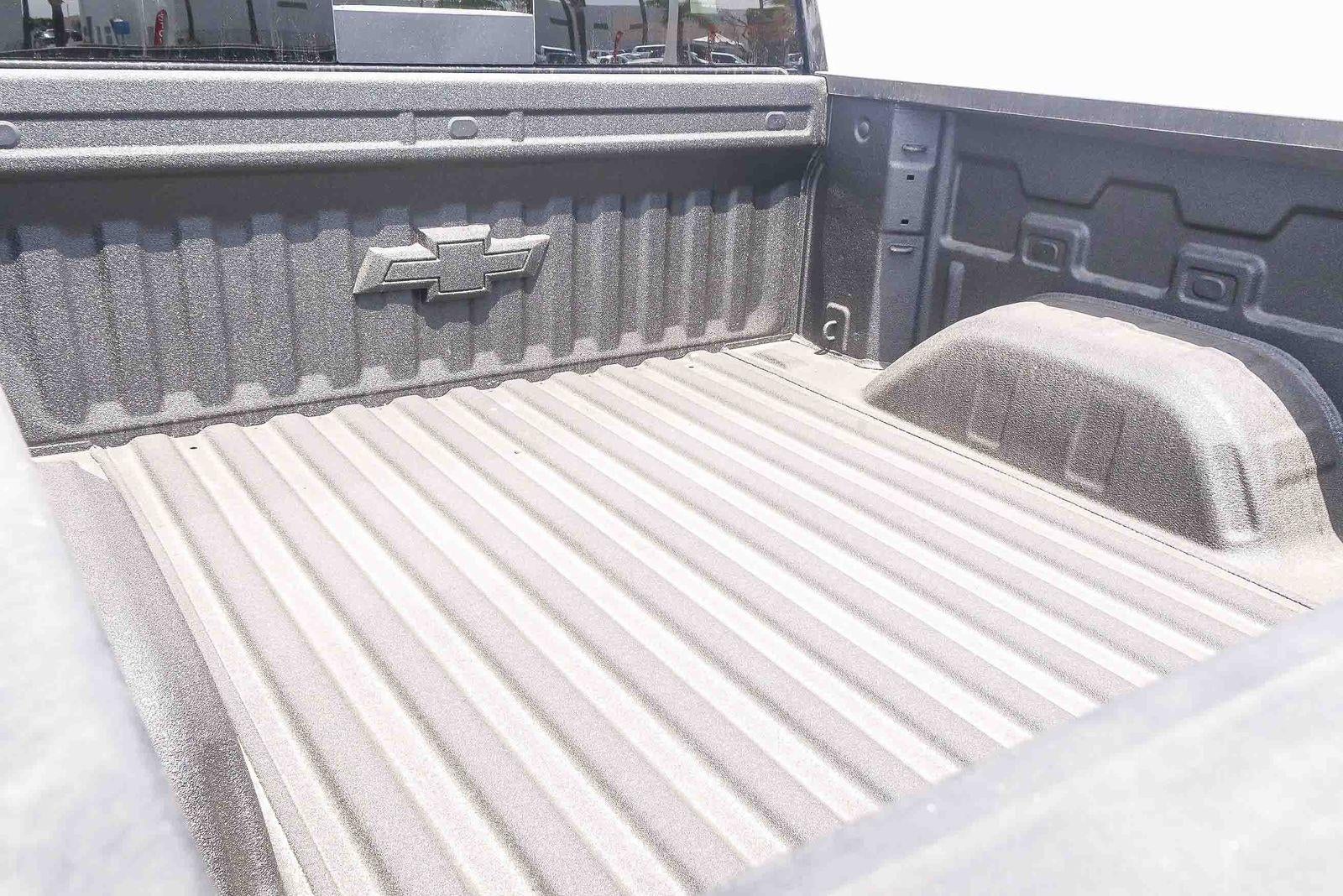 2026 Chevrolet Silverado 1500 Crew Cab Short Box 4-Wheel Drive LT Trail Boss