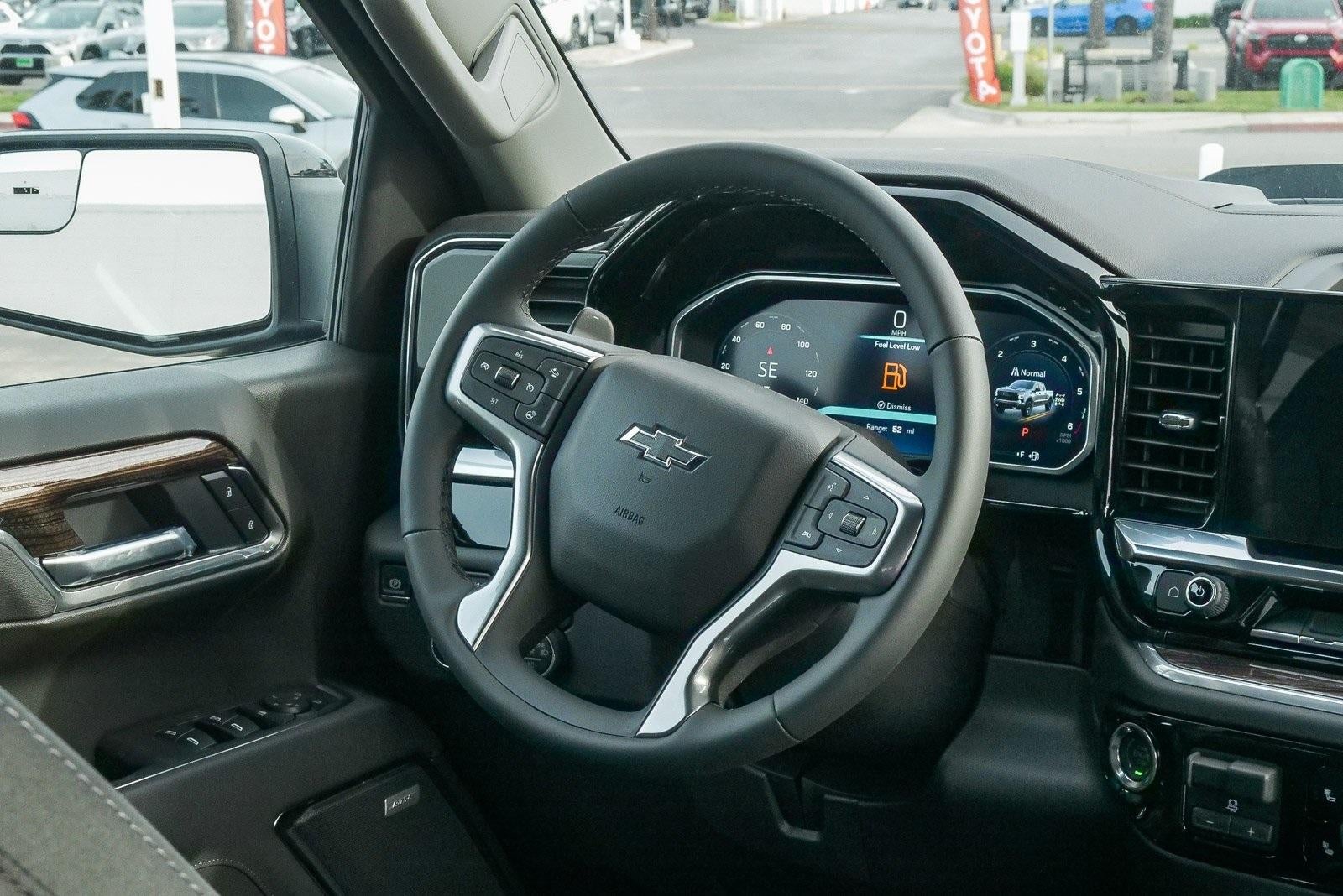 2026 Chevrolet Silverado 1500 Crew Cab Short Box 4-Wheel Drive LT Trail Boss