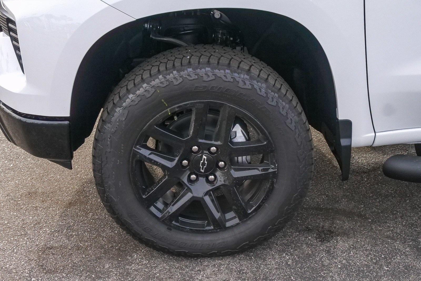 2026 Chevrolet Silverado 1500 Crew Cab Short Box 4-Wheel Drive LT Trail Boss