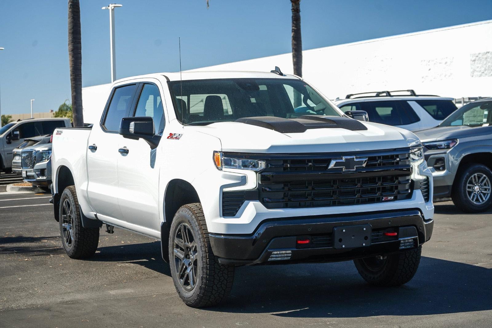 2026 Chevrolet Silverado 1500 Crew Cab Short Box 4-Wheel Drive LT Trail Boss