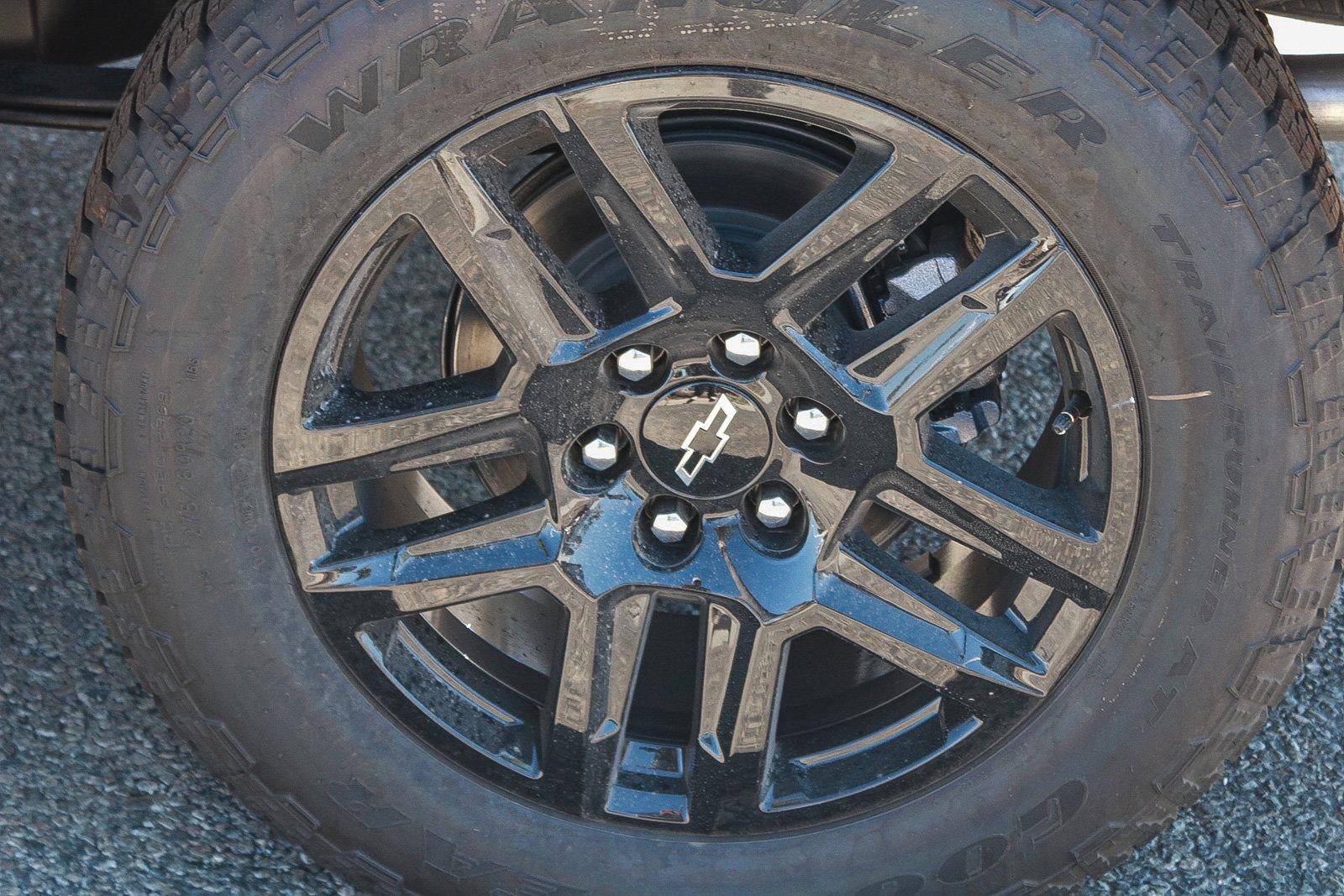 2026 Chevrolet Silverado 1500 Crew Cab Short Box 4-Wheel Drive LT Trail Boss