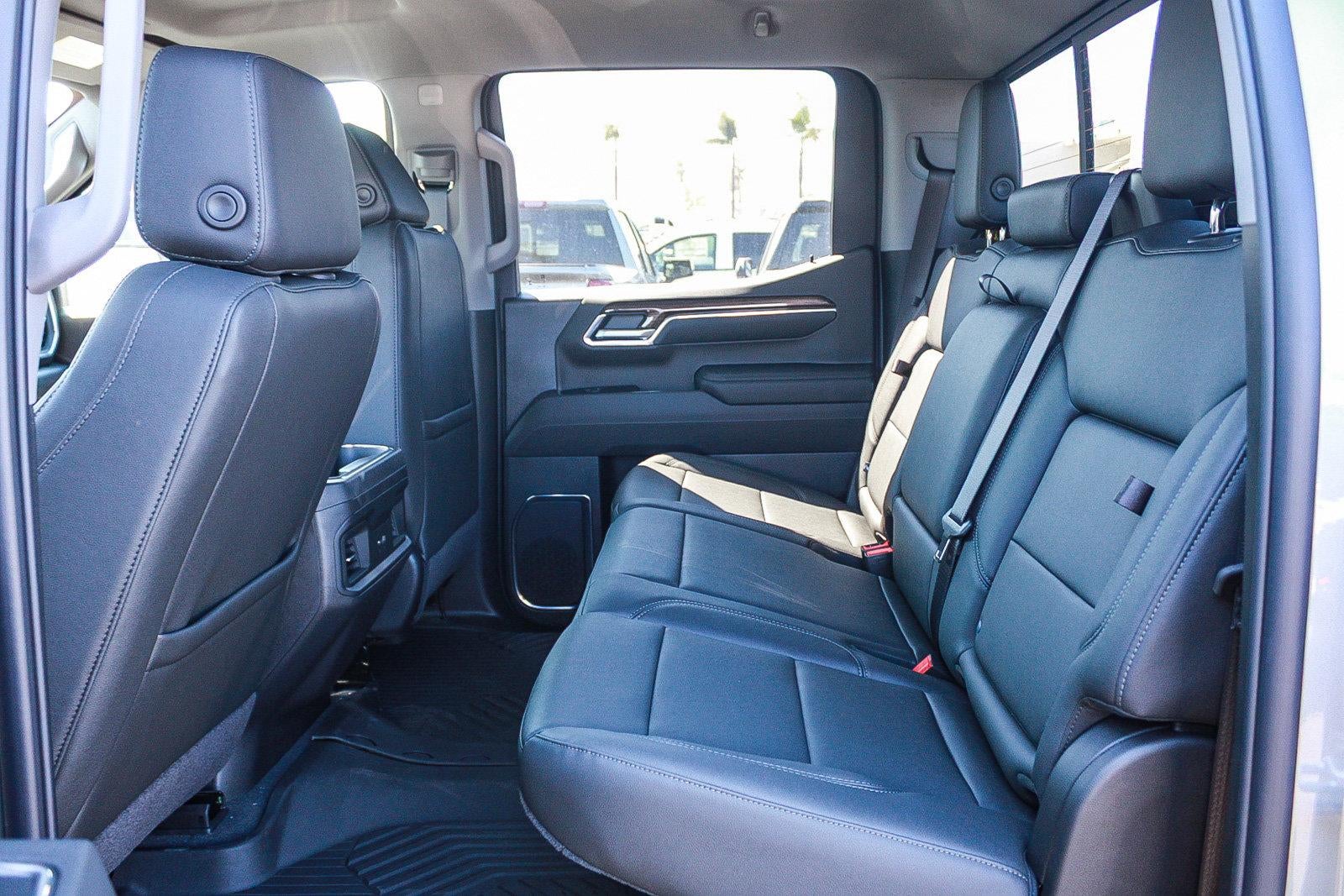2026 Chevrolet Silverado 1500 Crew Cab Short Box 4-Wheel Drive LT Trail Boss