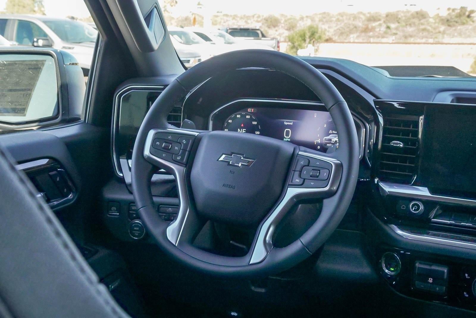 2026 Chevrolet Silverado 1500 Crew Cab Short Box 4-Wheel Drive LT Trail Boss