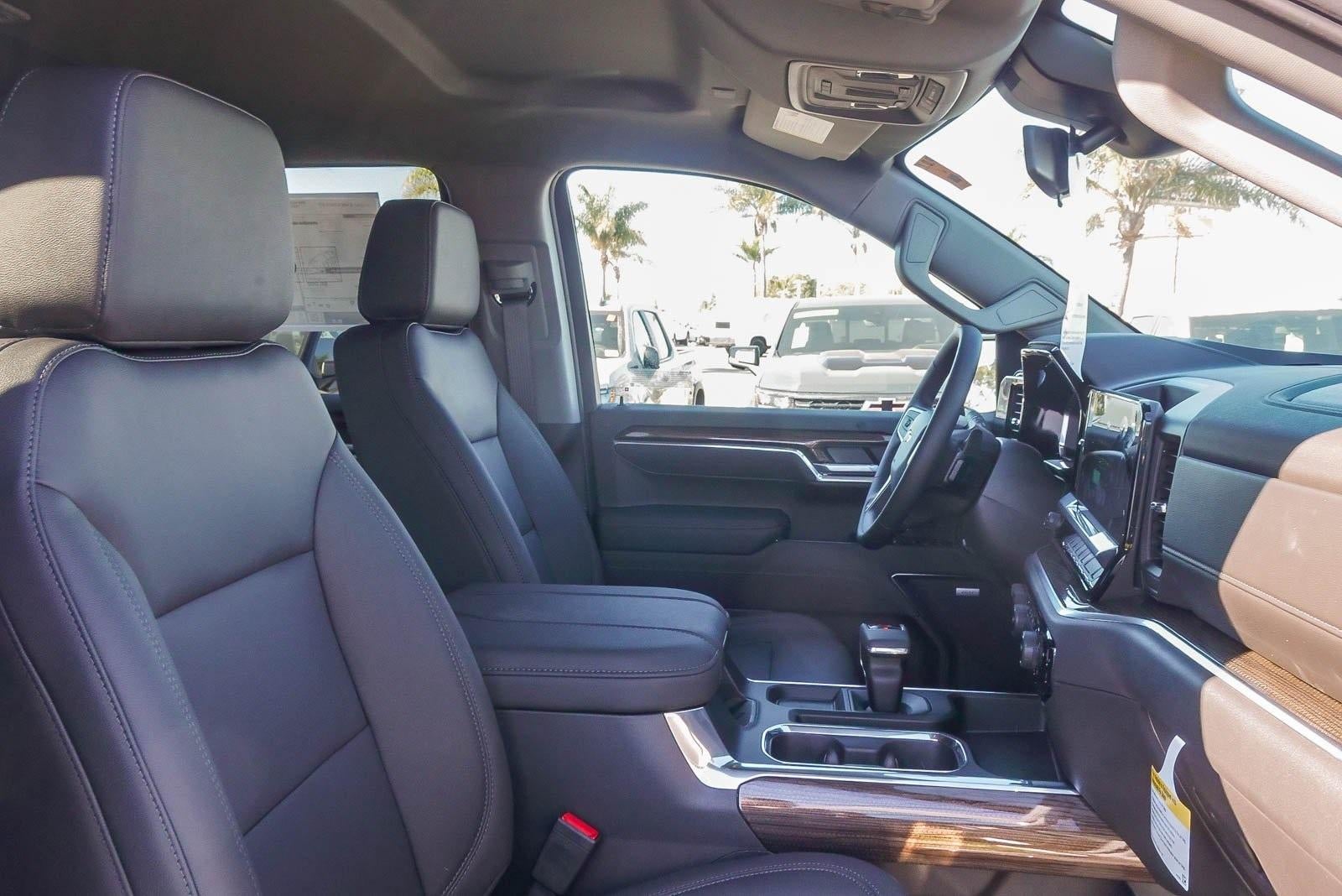 2026 Chevrolet Silverado 1500 Crew Cab Short Box 4-Wheel Drive LT Trail Boss