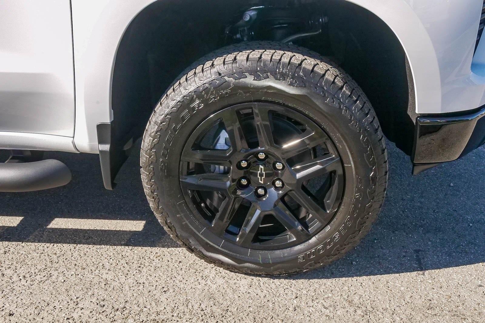 2026 Chevrolet Silverado 1500 Crew Cab Short Box 4-Wheel Drive LT Trail Boss