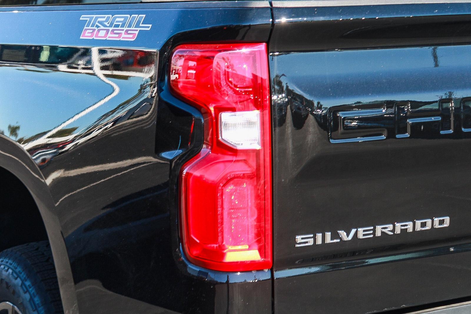 2026 Chevrolet Silverado 1500 Crew Cab Short Box 4-Wheel Drive LT Trail Boss