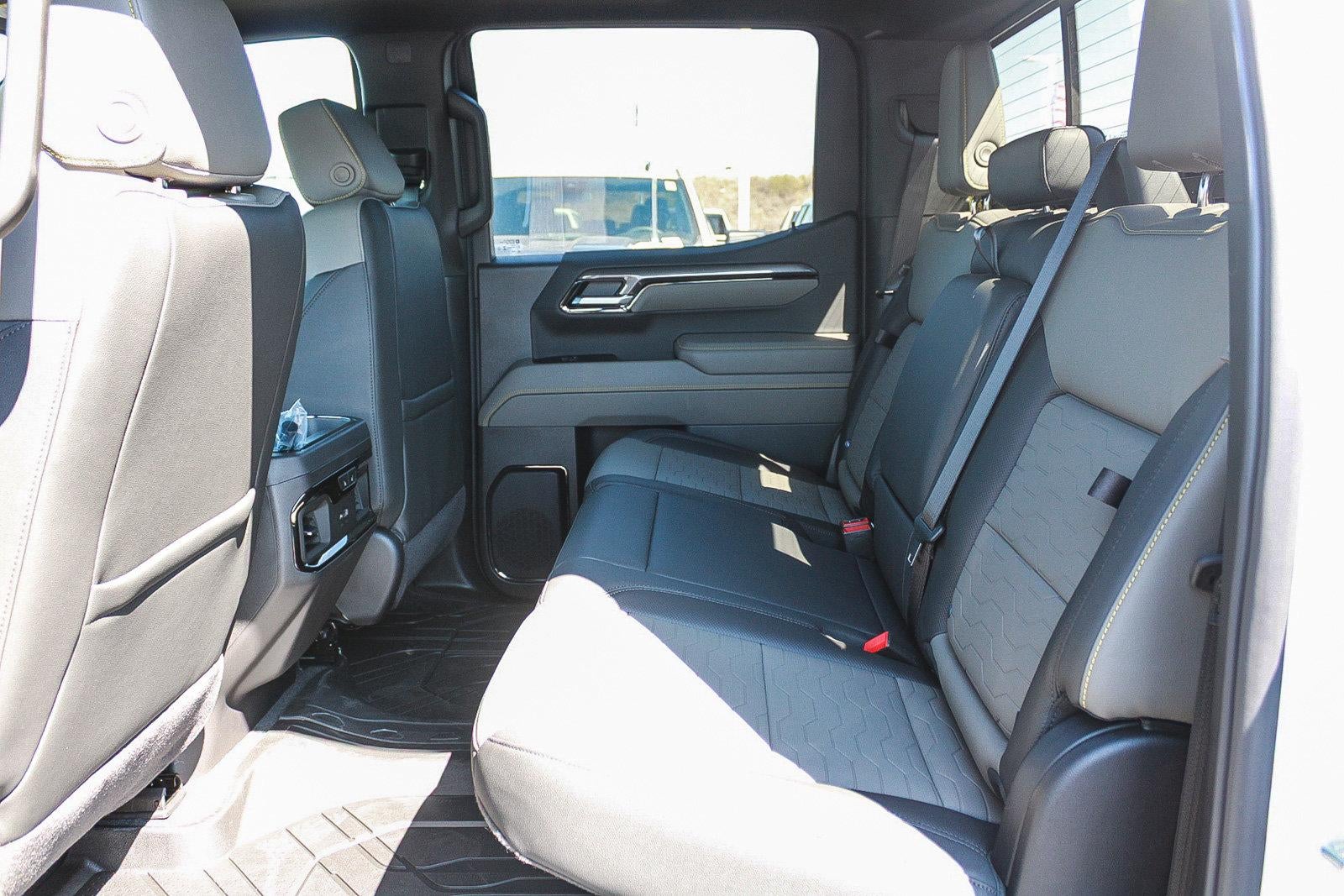 2026 Chevrolet Silverado 1500 Crew Cab Short Box 4-Wheel Drive ZR2