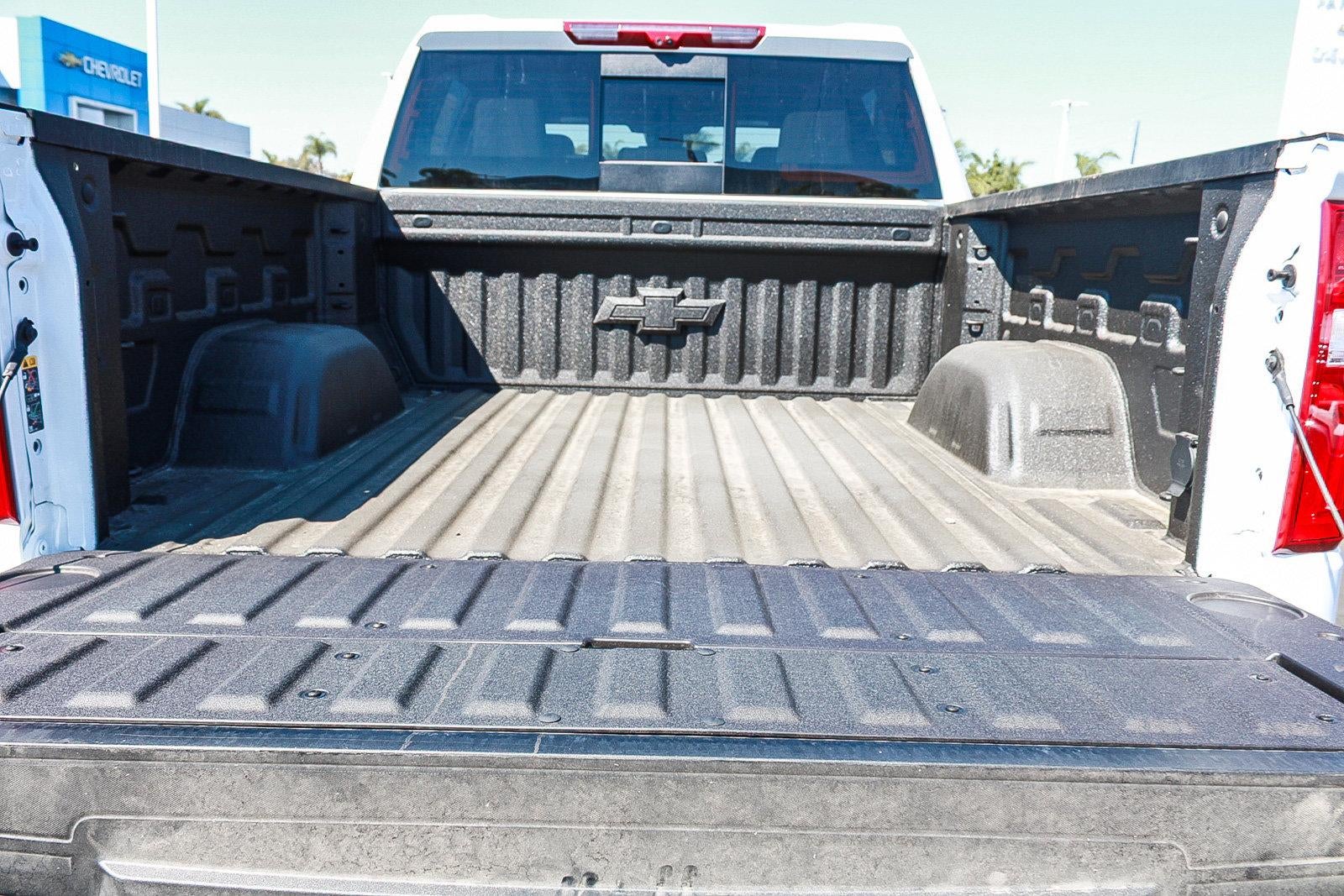 2026 Chevrolet Silverado 1500 Crew Cab Short Box 4-Wheel Drive ZR2