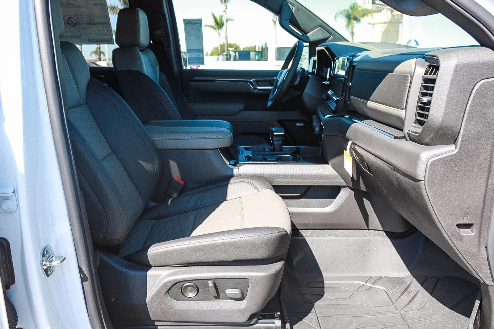 2026 Chevrolet Silverado 1500 Crew Cab Short Box 4-Wheel Drive ZR2