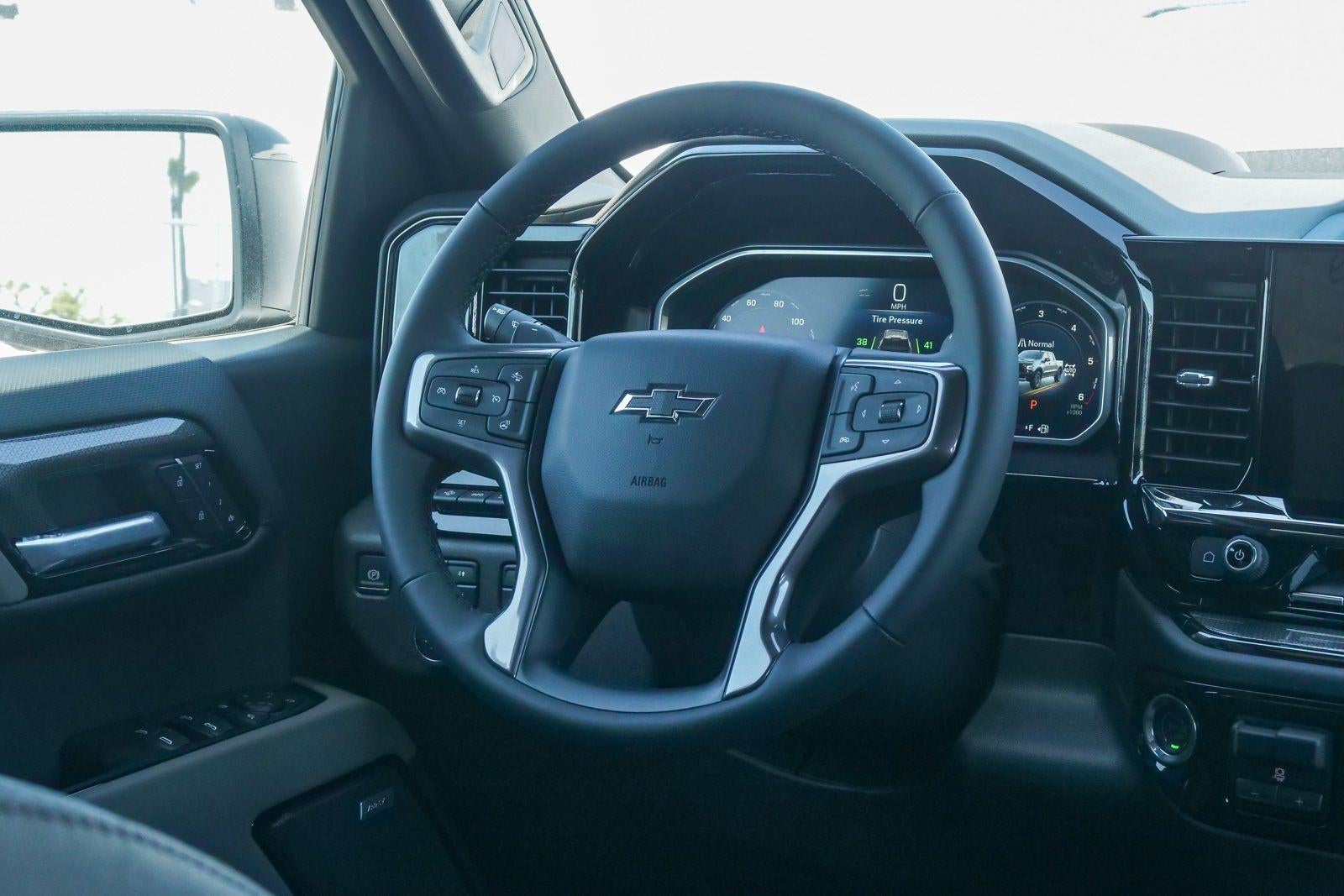 2026 Chevrolet Silverado 1500 Crew Cab Short Box 4-Wheel Drive ZR2