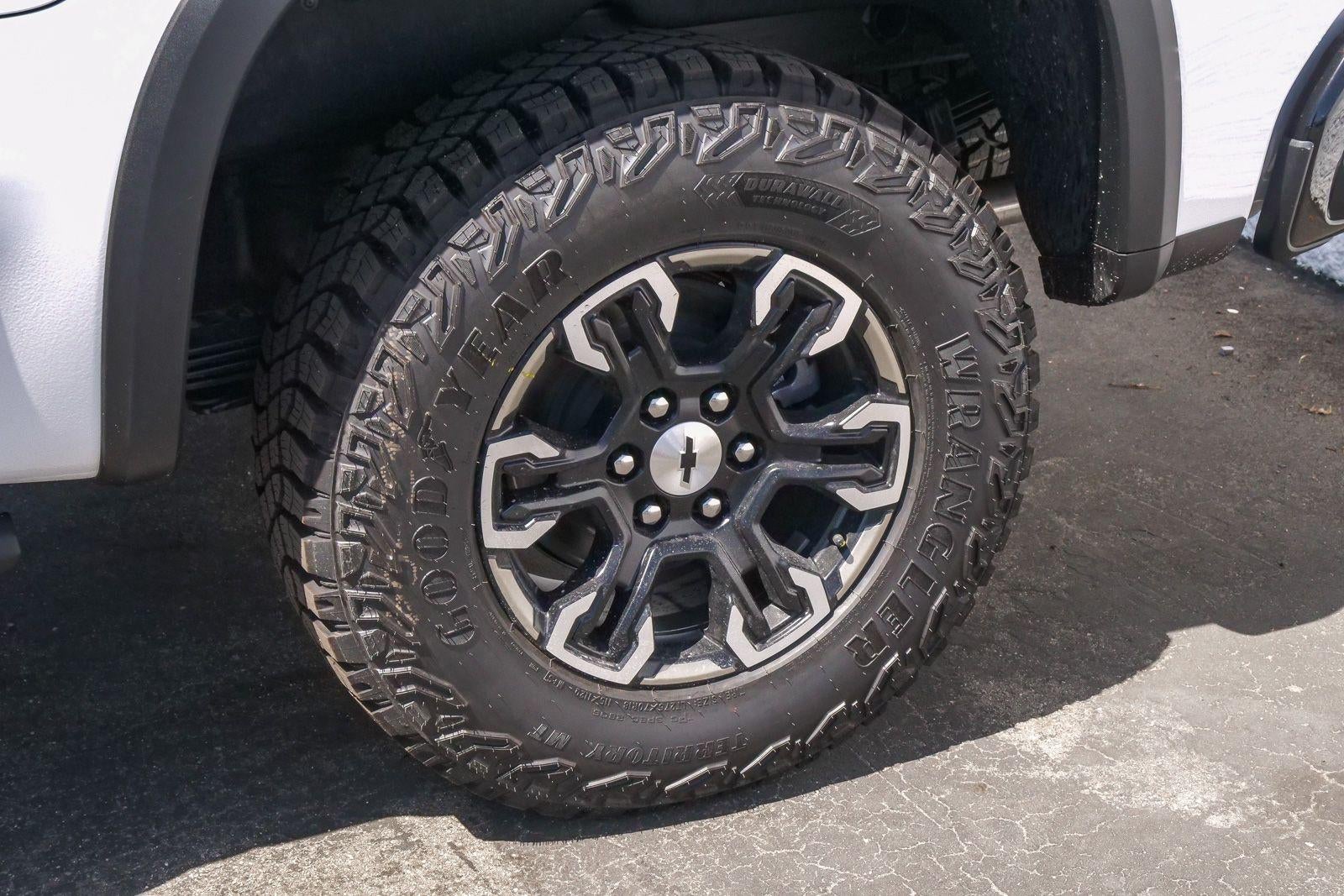 2026 Chevrolet Silverado 1500 Crew Cab Short Box 4-Wheel Drive ZR2