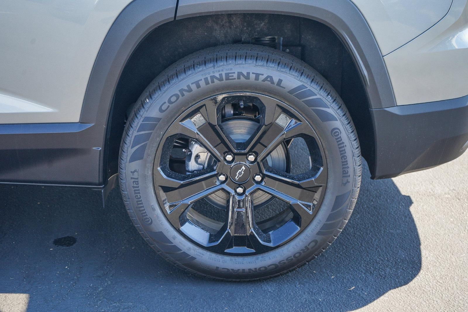 2027 Chevrolet Equinox FWD LT