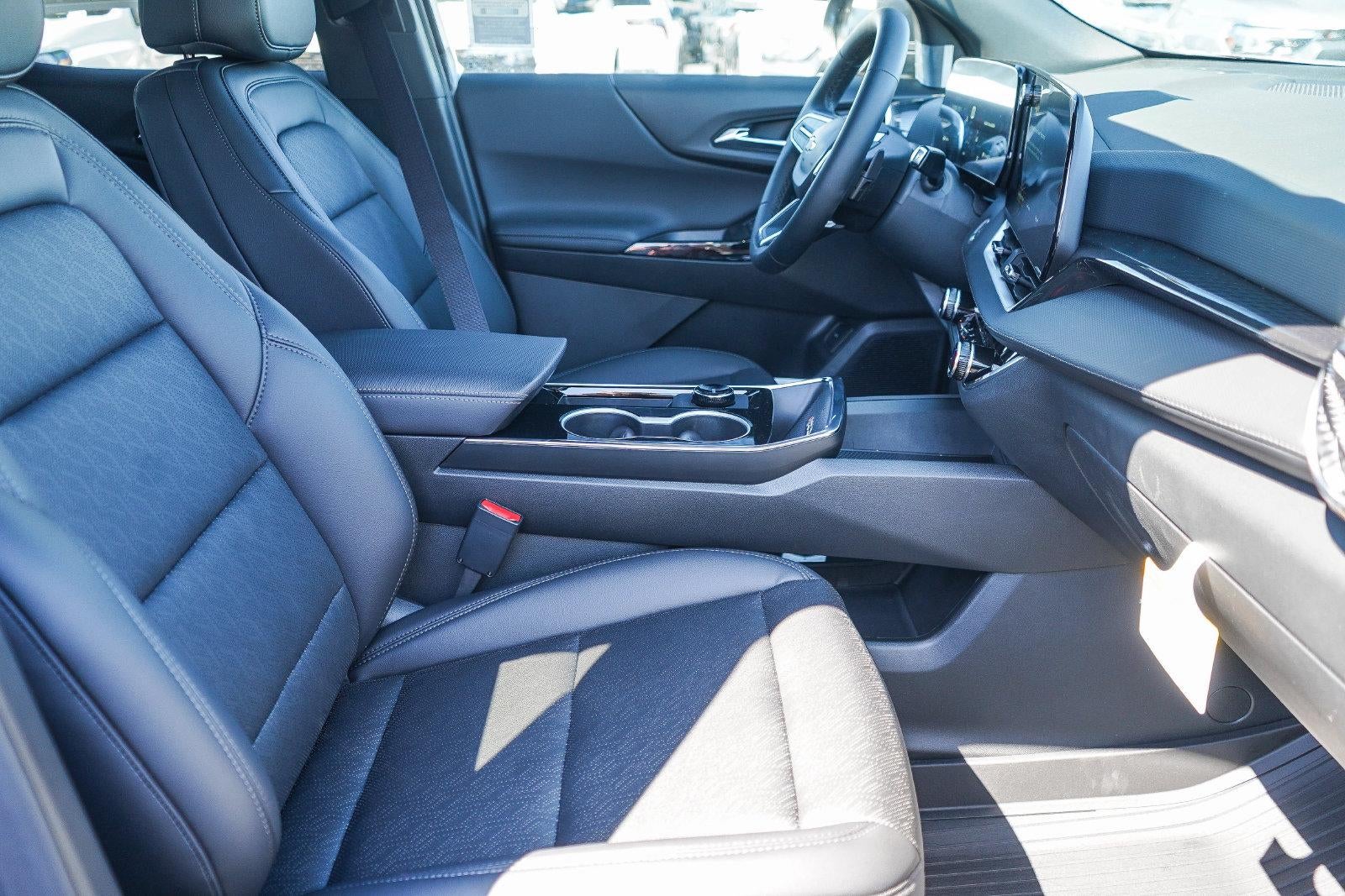 2027 Chevrolet Equinox FWD LT