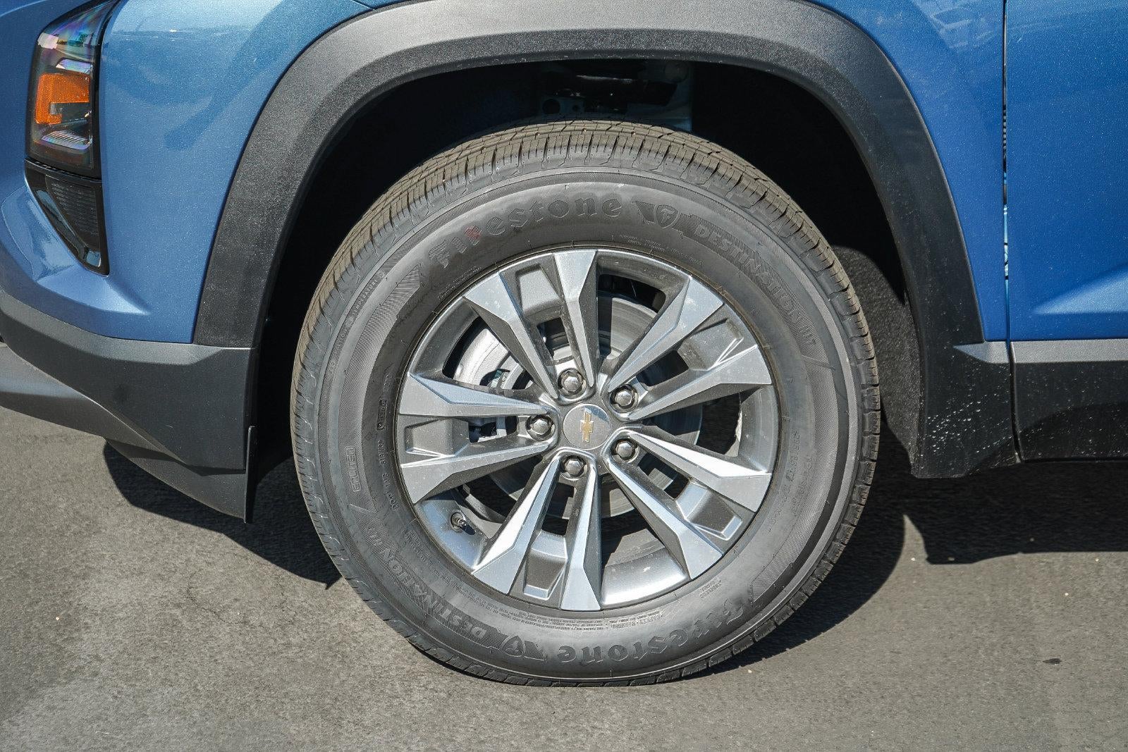 2027 Chevrolet Equinox FWD LT