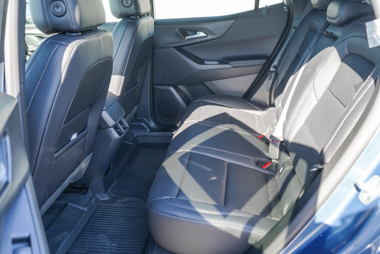 2027 Chevrolet Equinox FWD LT