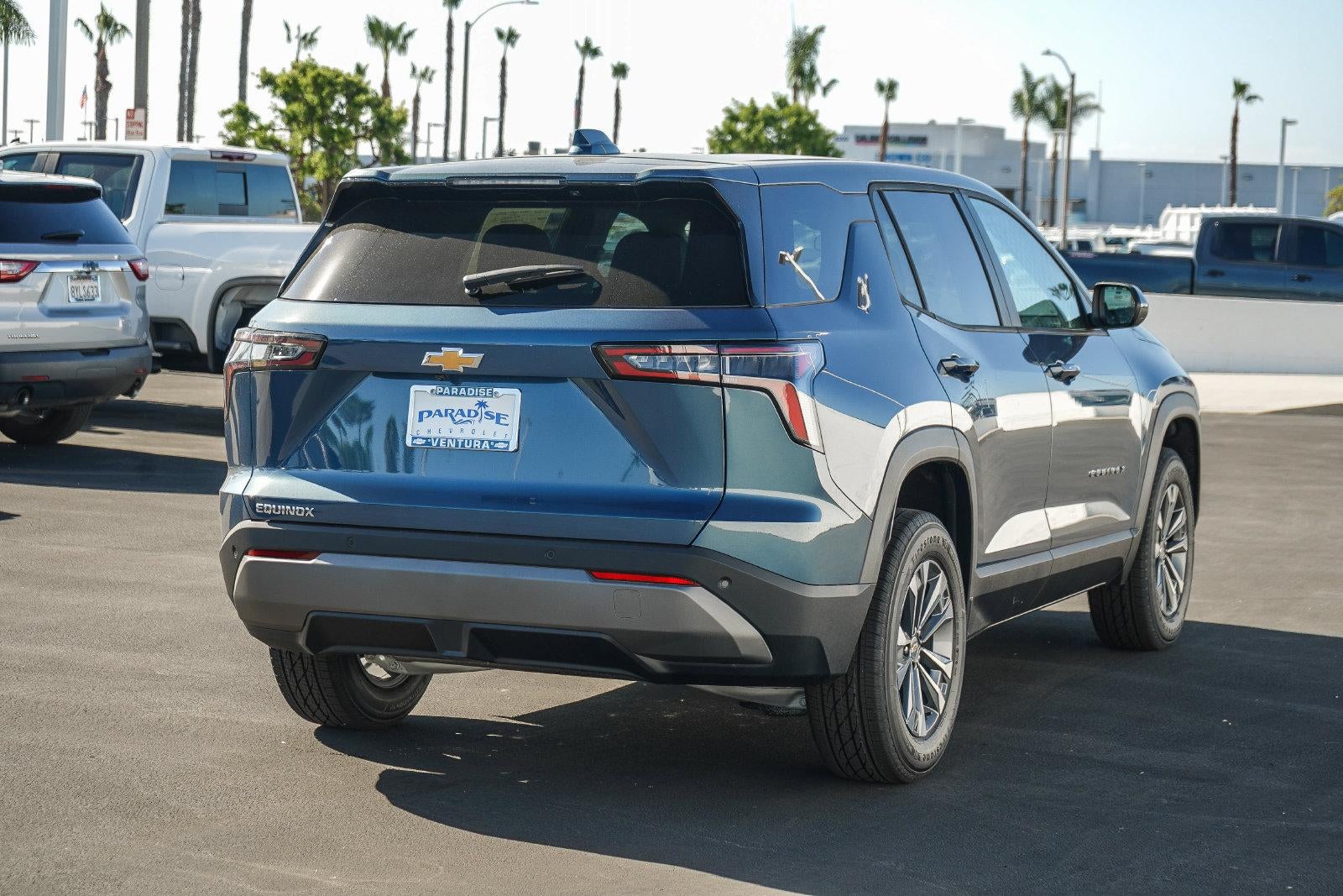 2027 Chevrolet Equinox FWD LT
