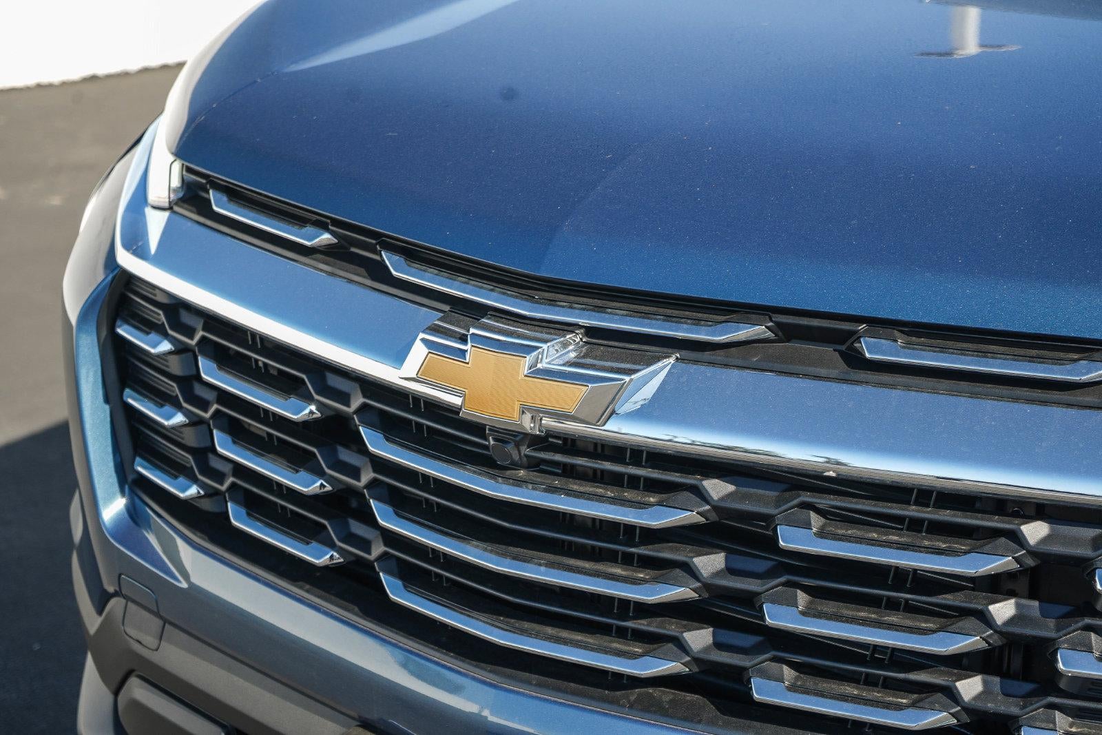 2027 Chevrolet Equinox FWD LT