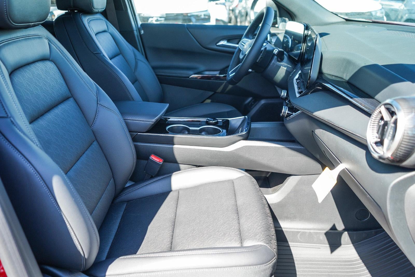 2027 Chevrolet Equinox FWD LT