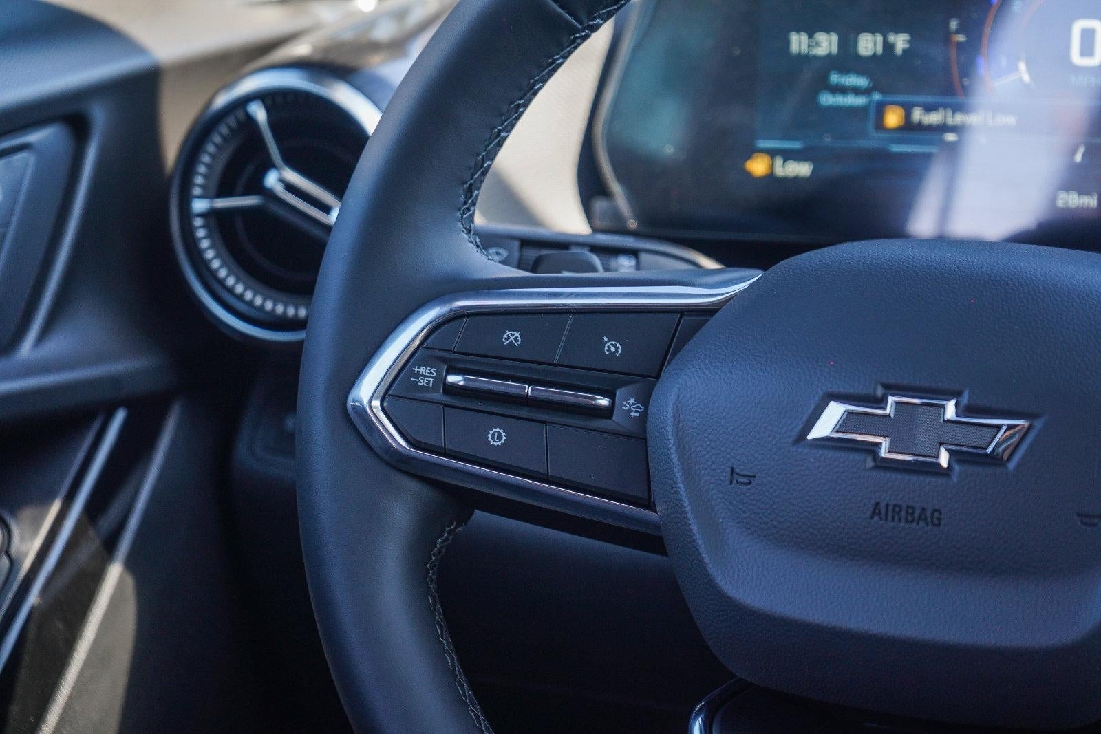 2027 Chevrolet Equinox FWD LT