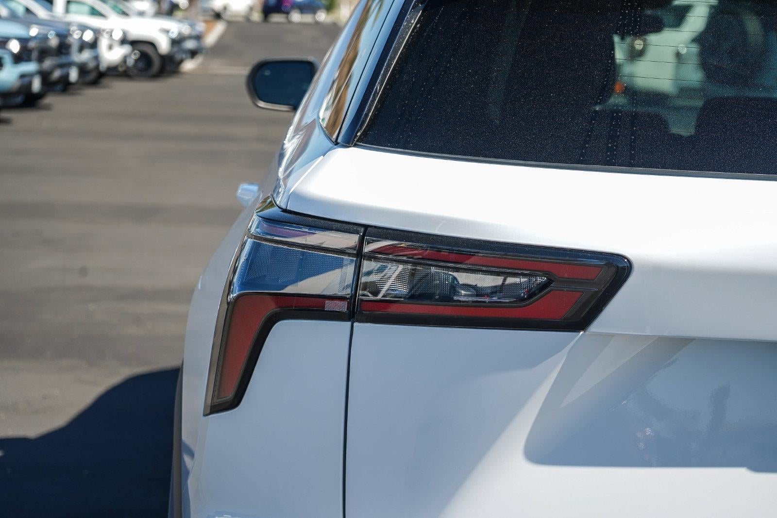 2027 Chevrolet Equinox FWD LT