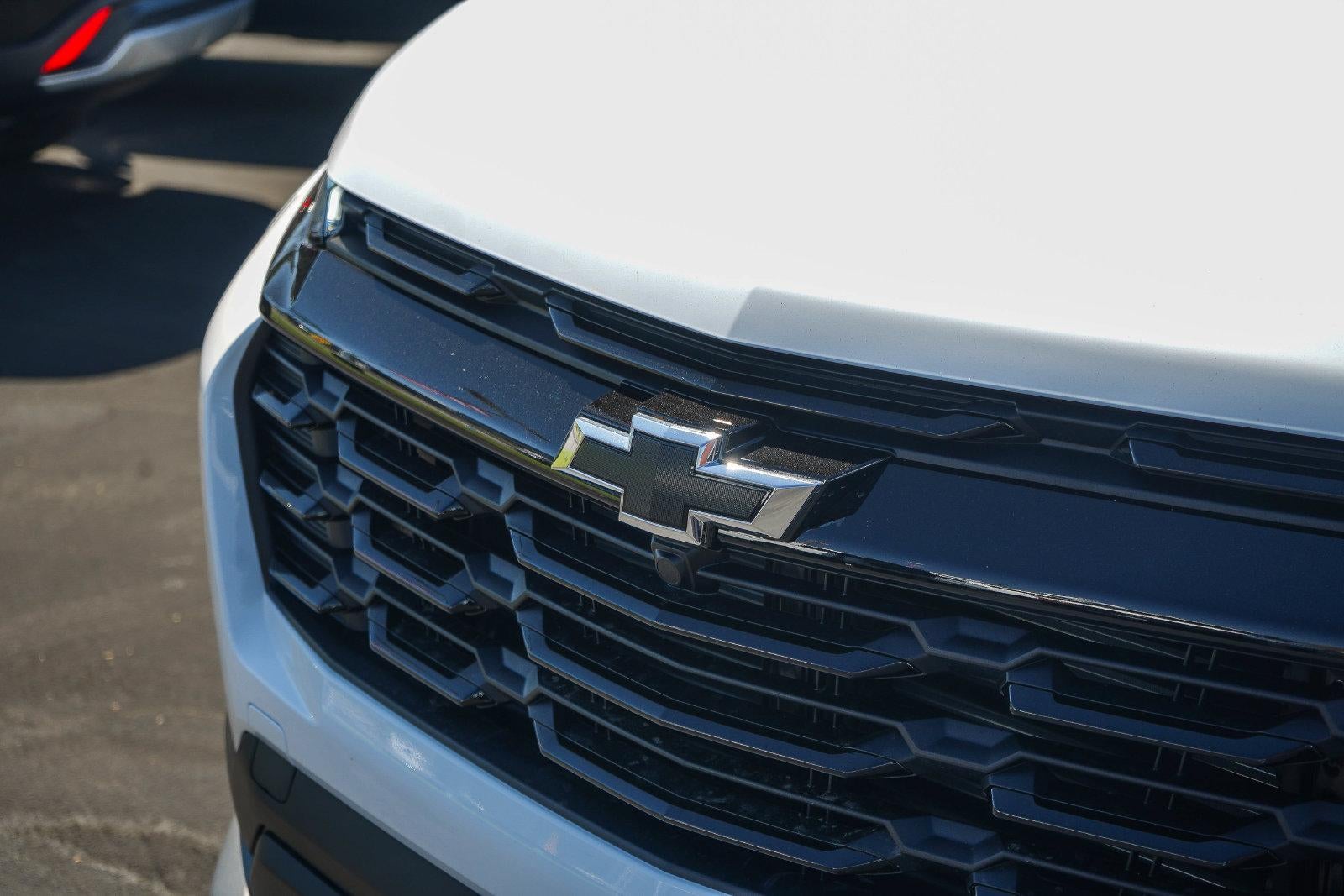 2027 Chevrolet Equinox FWD LT