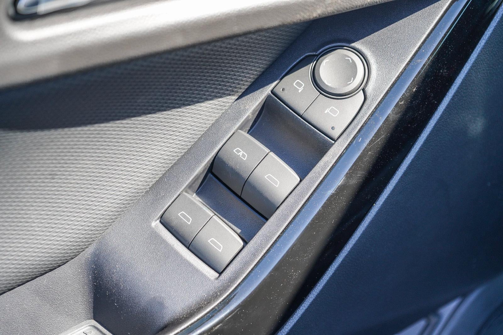 2027 Chevrolet Equinox FWD LT