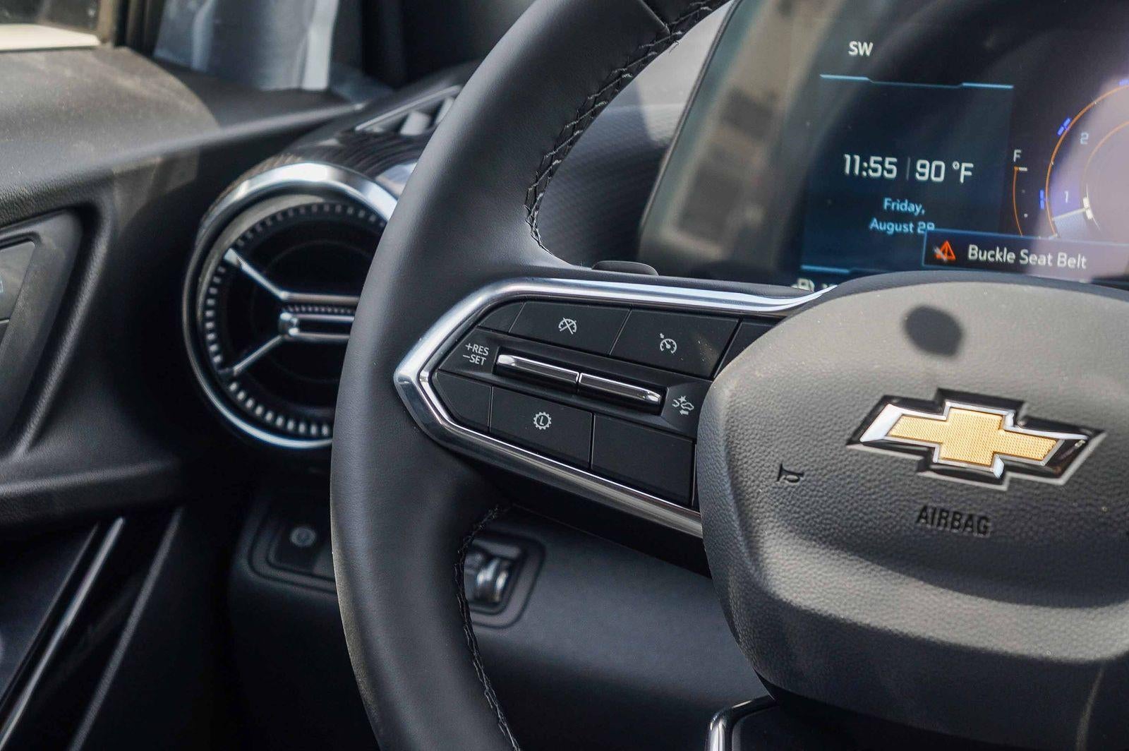 2027 Chevrolet Equinox FWD LT