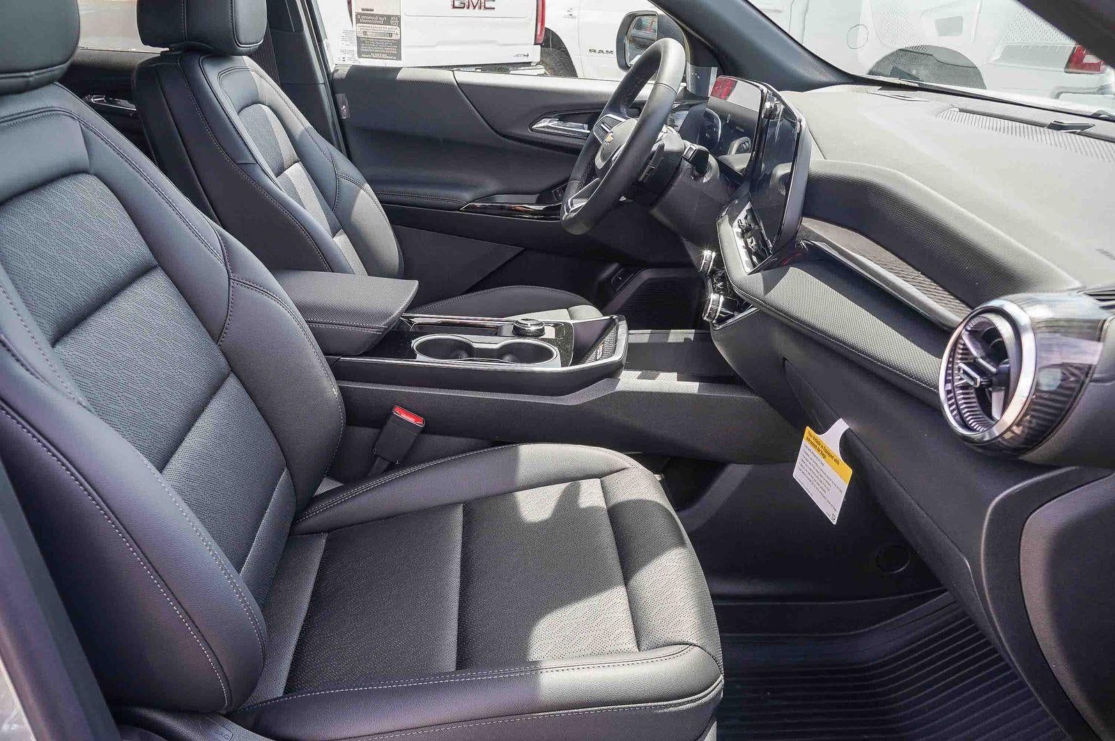 2027 Chevrolet Equinox FWD LT