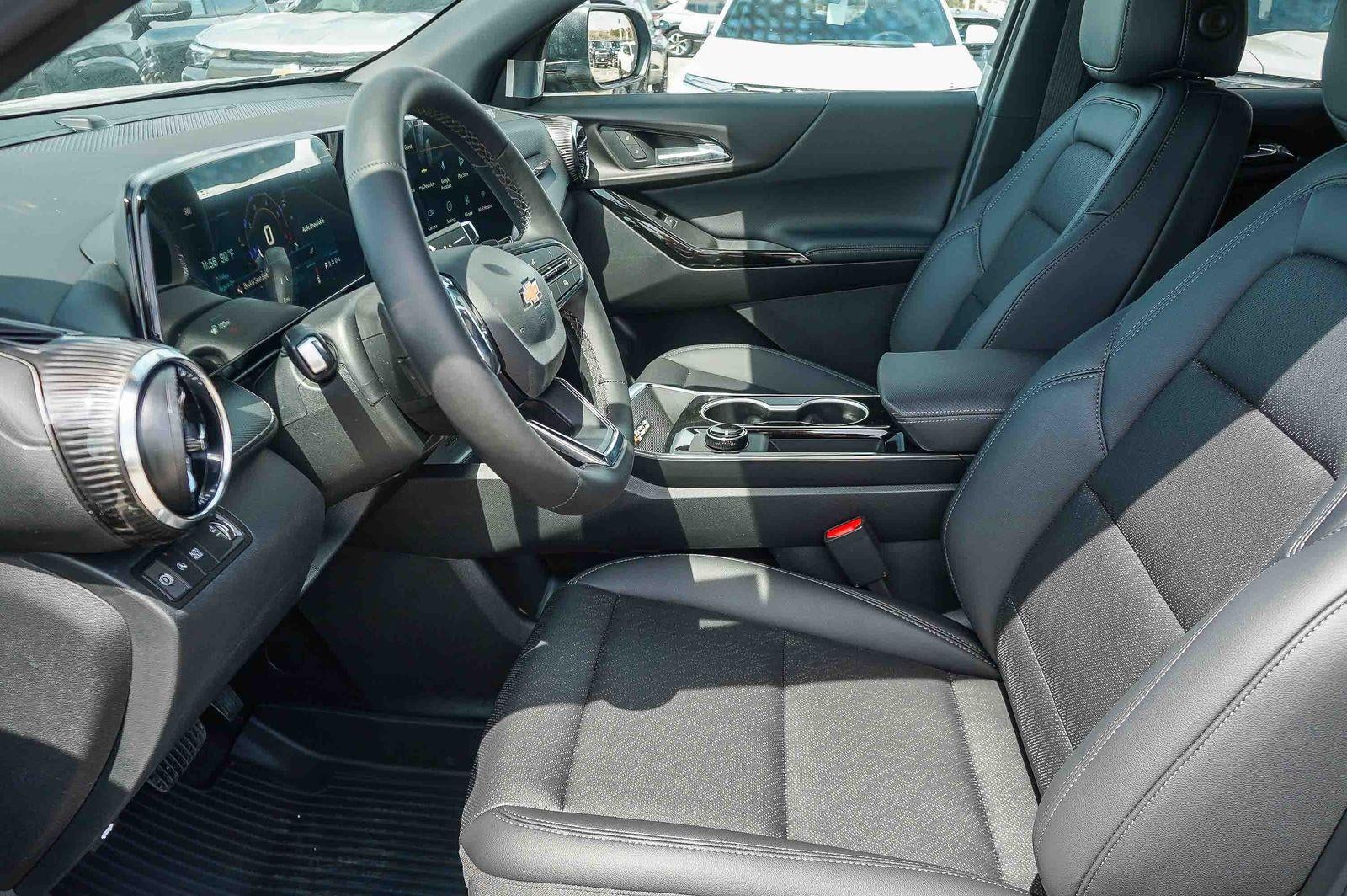 2027 Chevrolet Equinox FWD LT