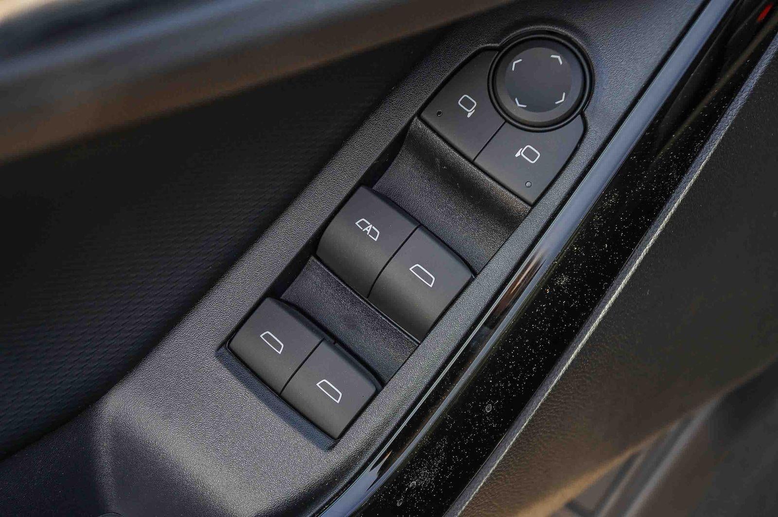 2027 Chevrolet Equinox FWD LT