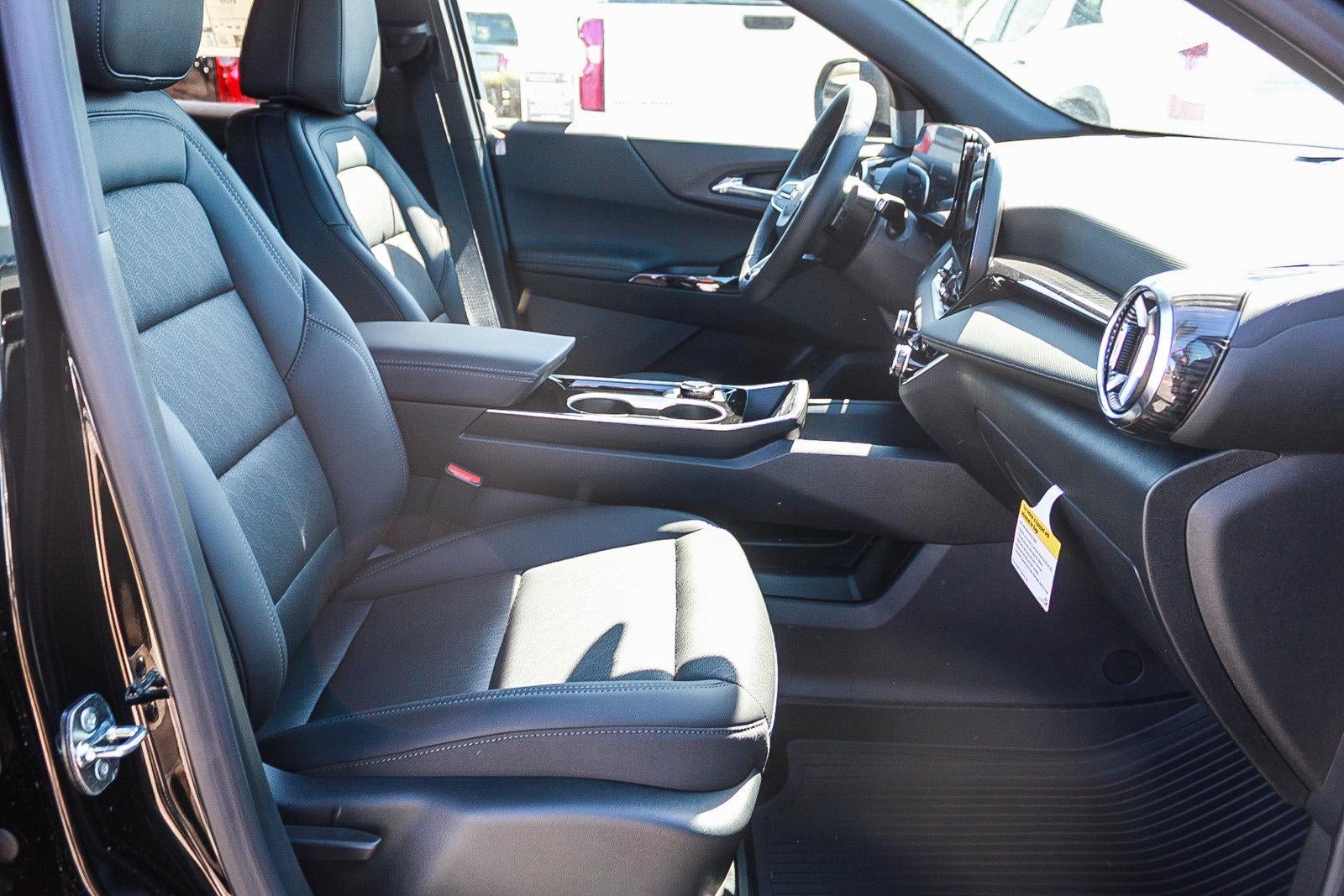 2027 Chevrolet Equinox FWD LT
