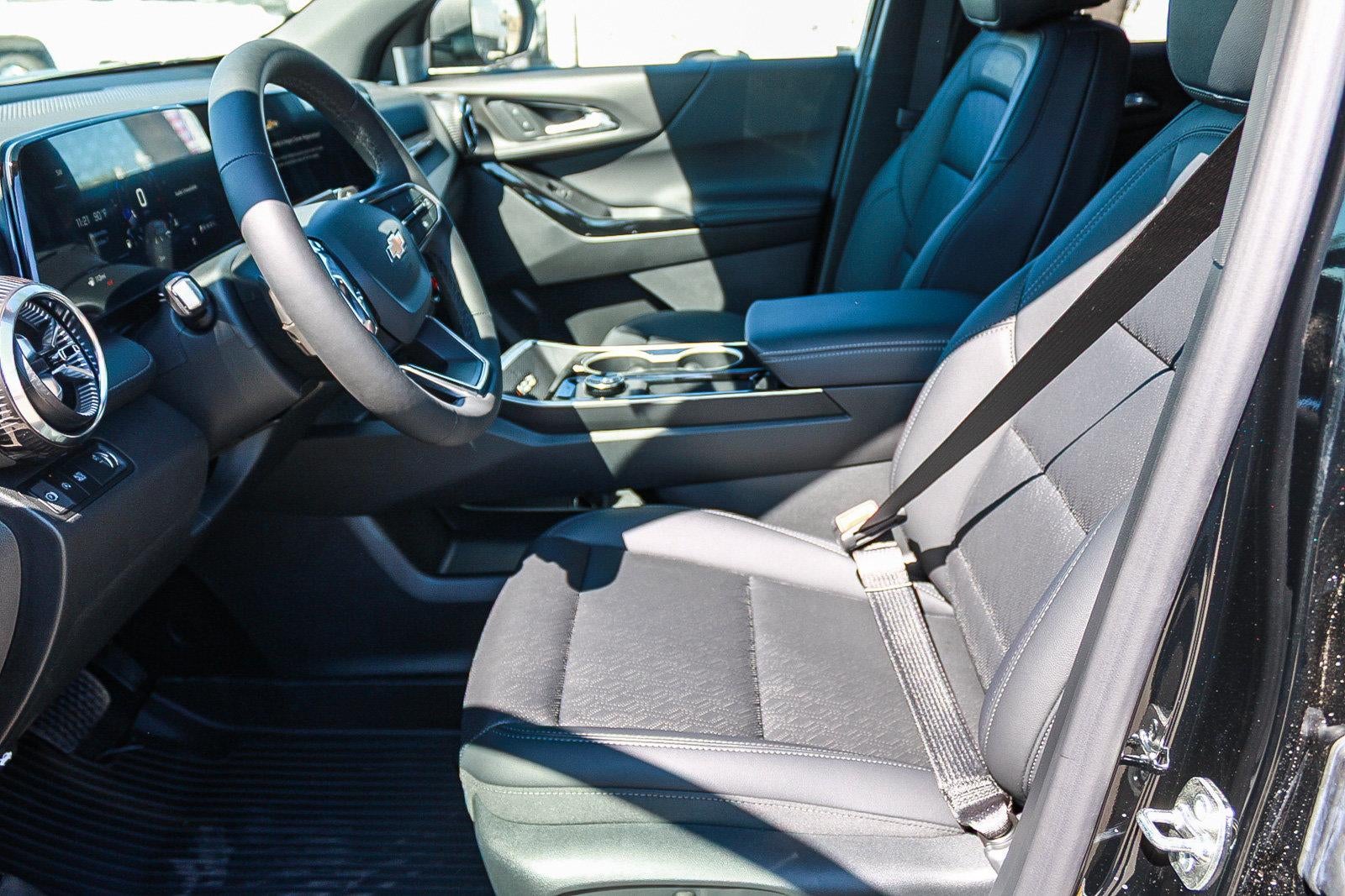 2027 Chevrolet Equinox FWD LT