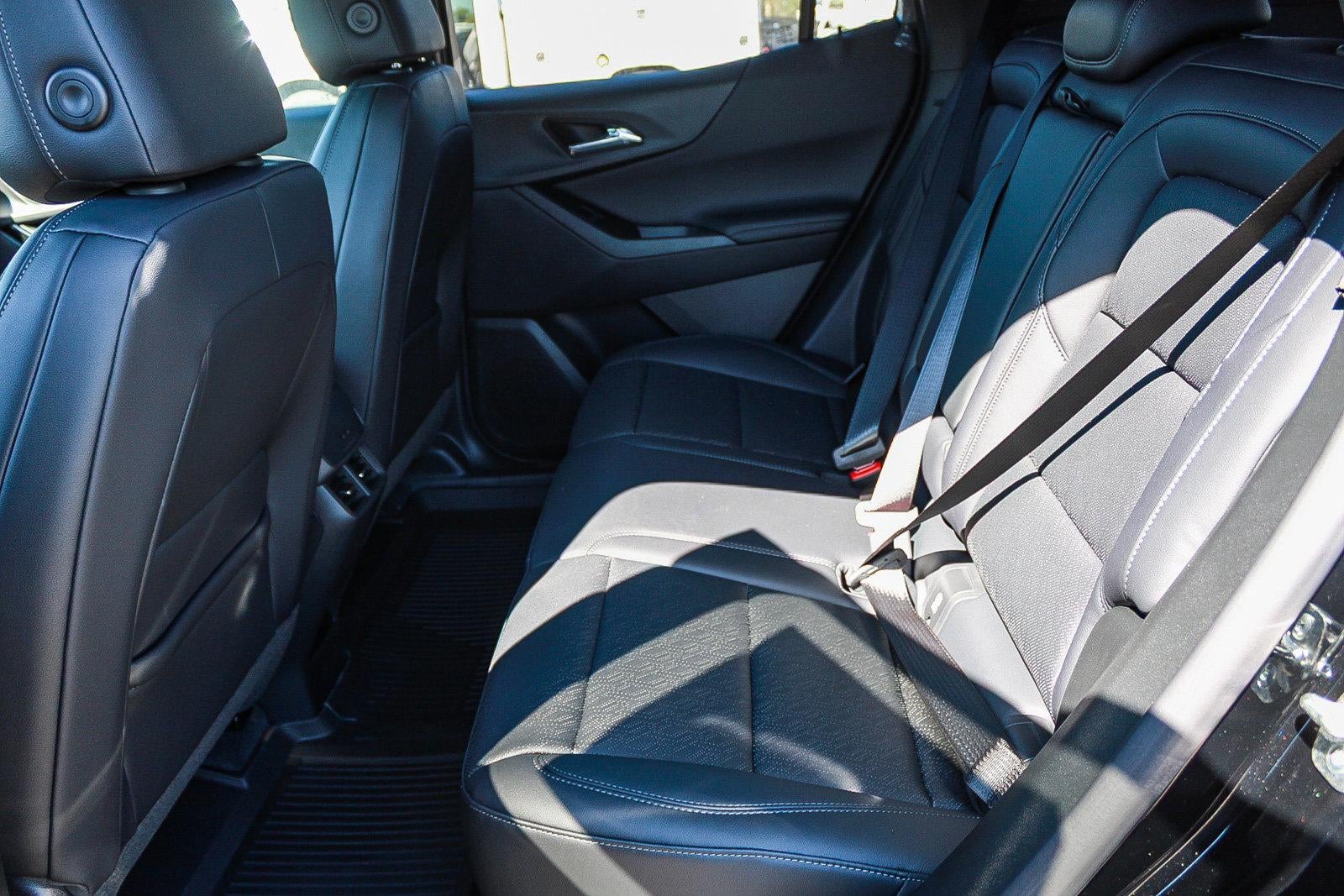 2027 Chevrolet Equinox FWD LT